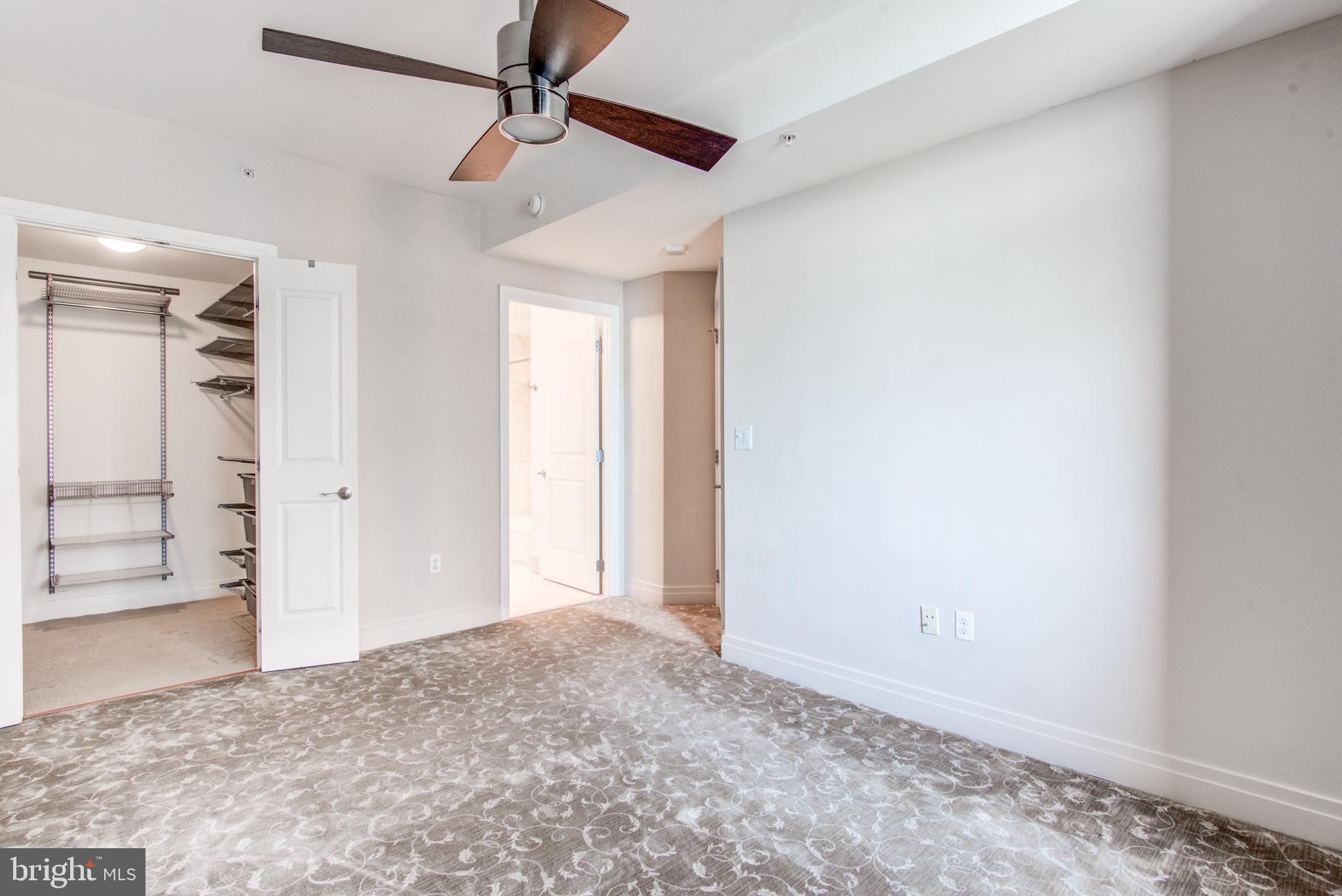 THE LOFTS AT PARK CREST - Residential Lease