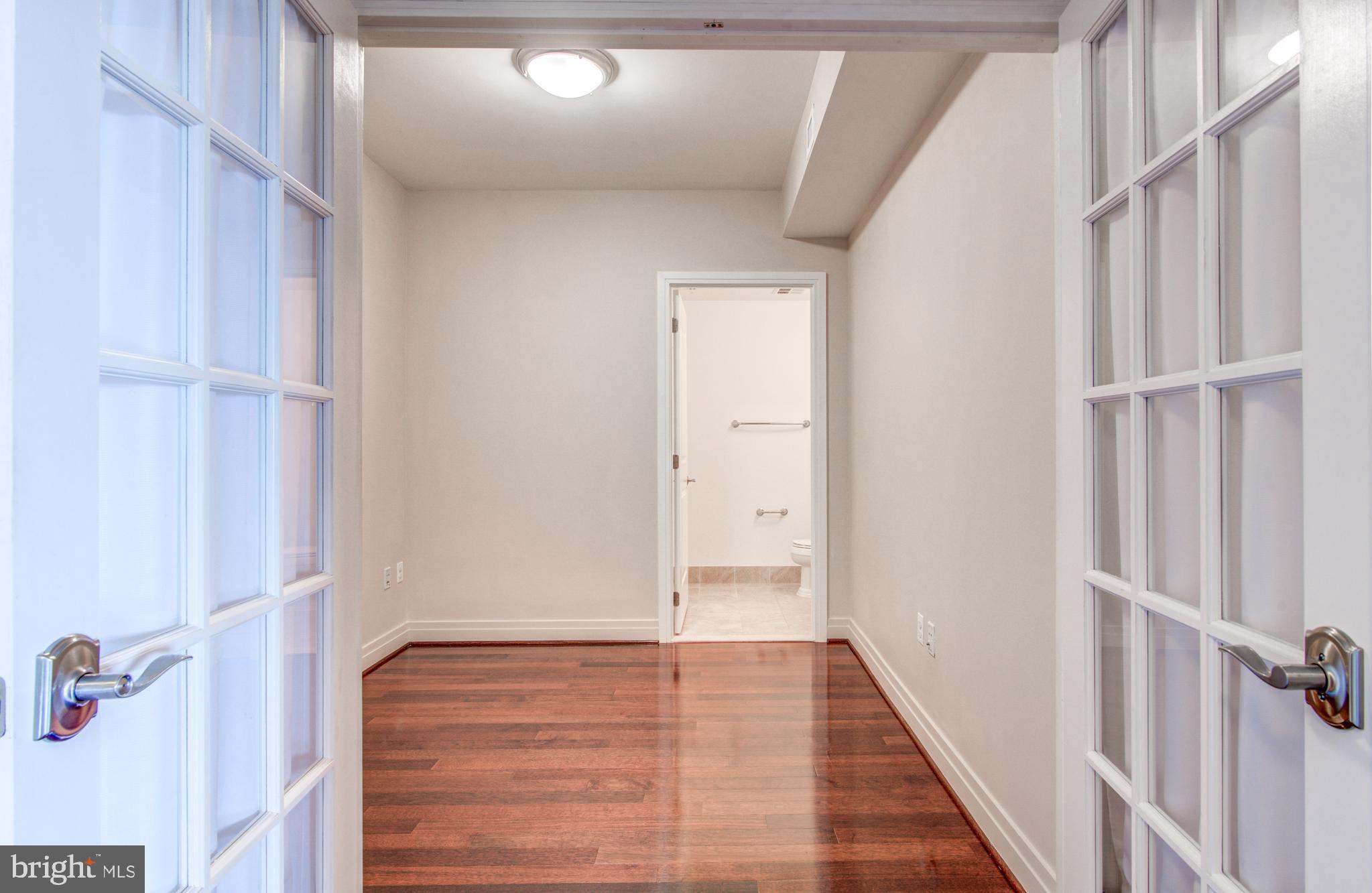 THE LOFTS AT PARK CREST - Residential Lease