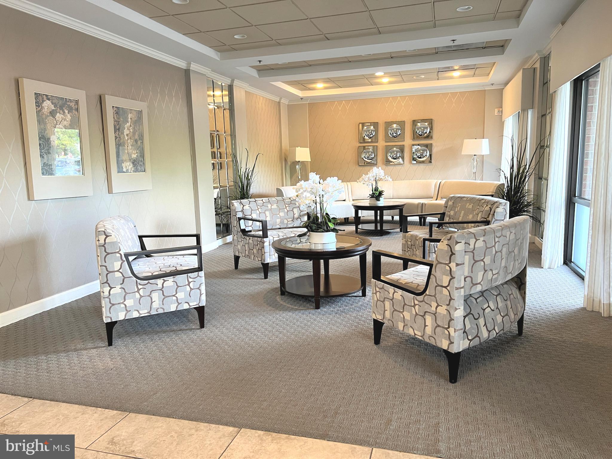 LEISURE WORLD - Residential