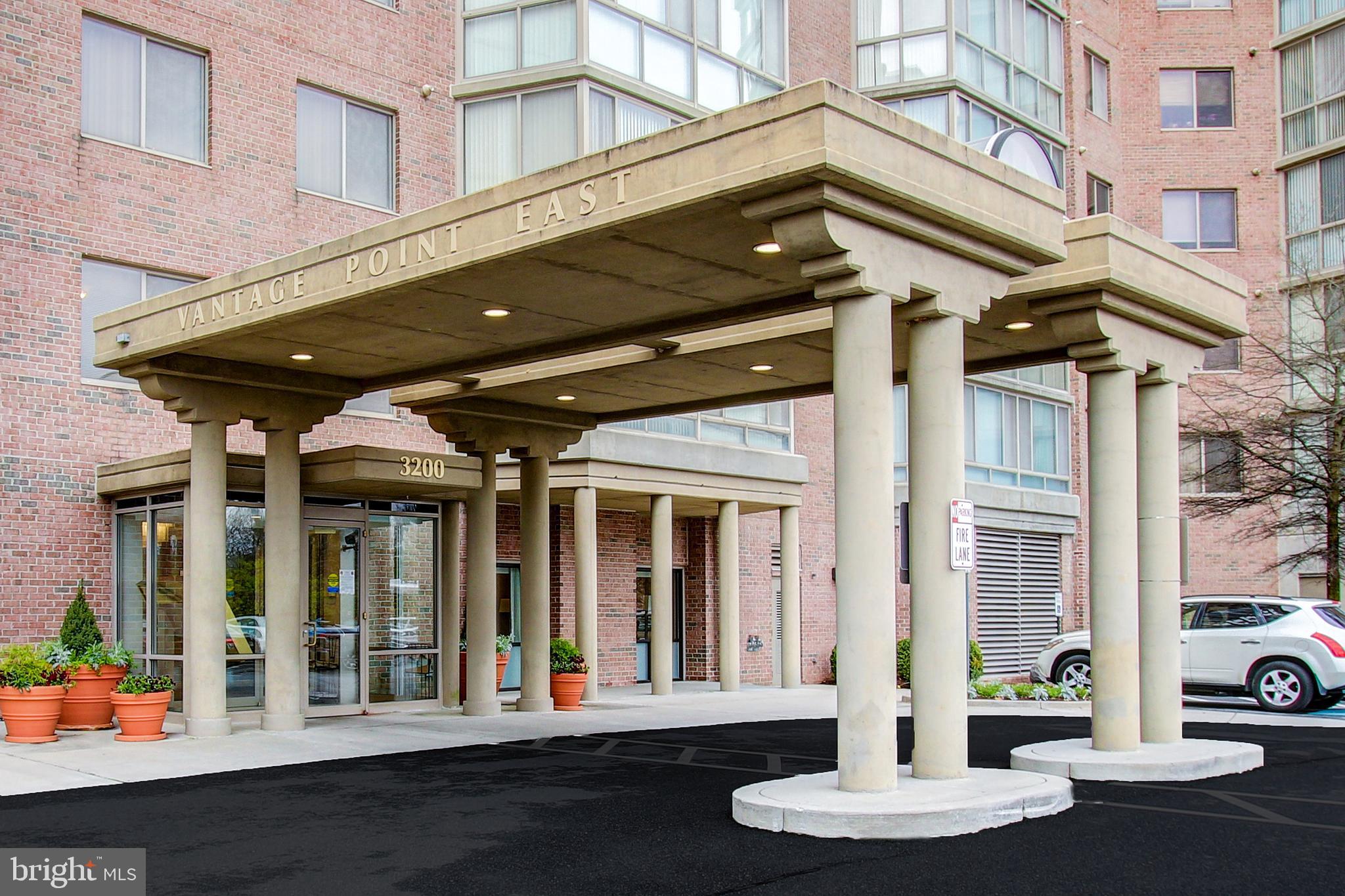 LEISURE WORLD - Residential