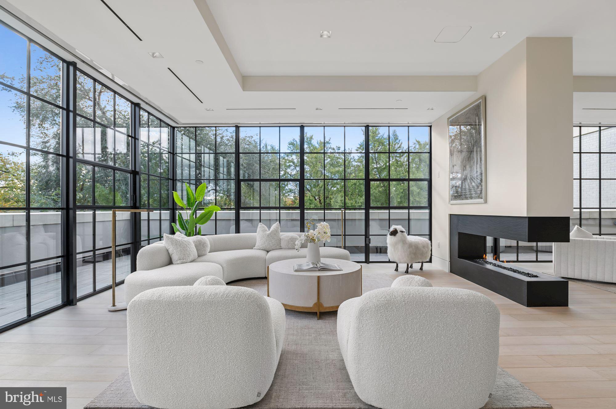 GEORGETOWN - Residential