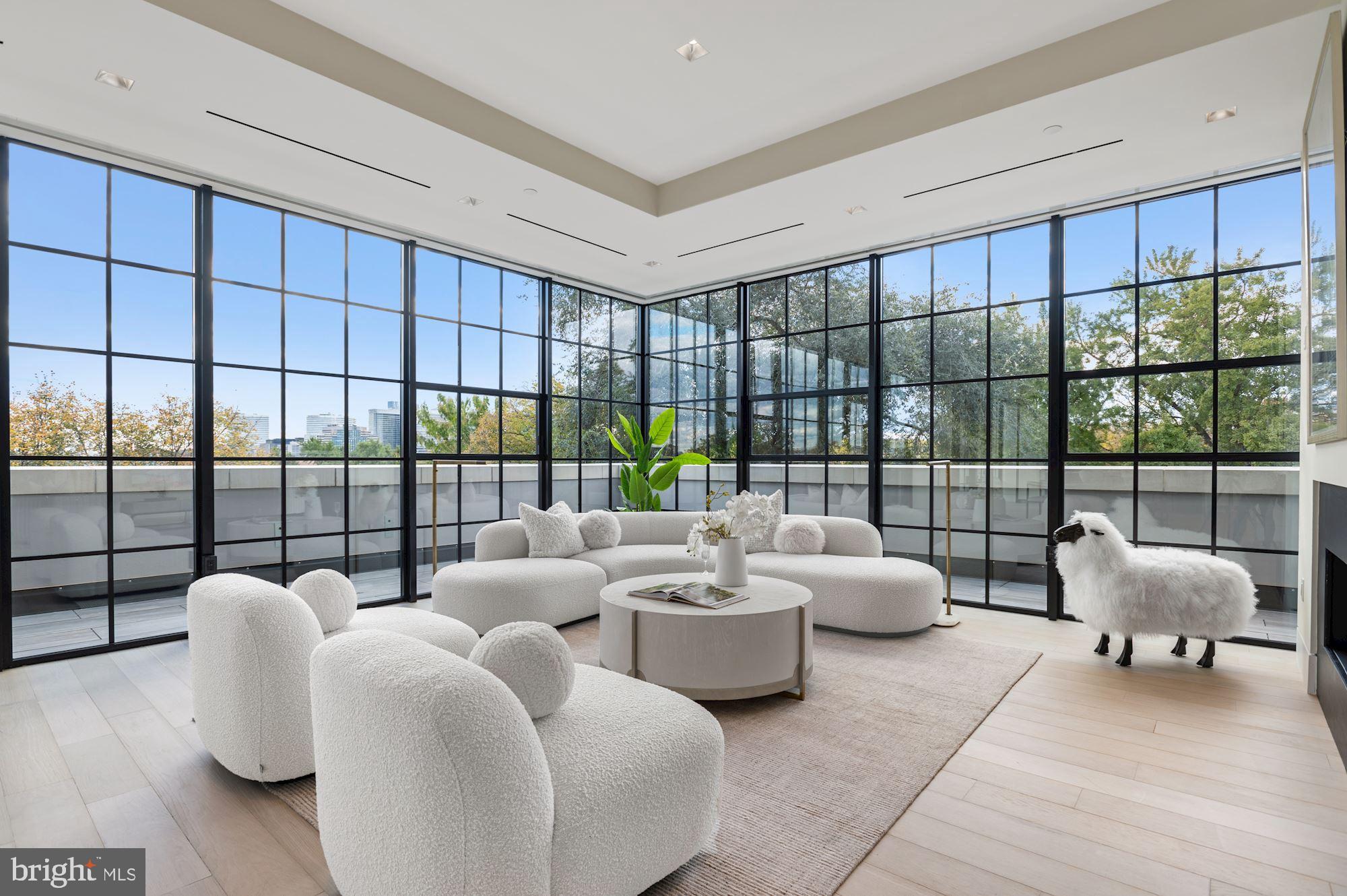 GEORGETOWN - Residential