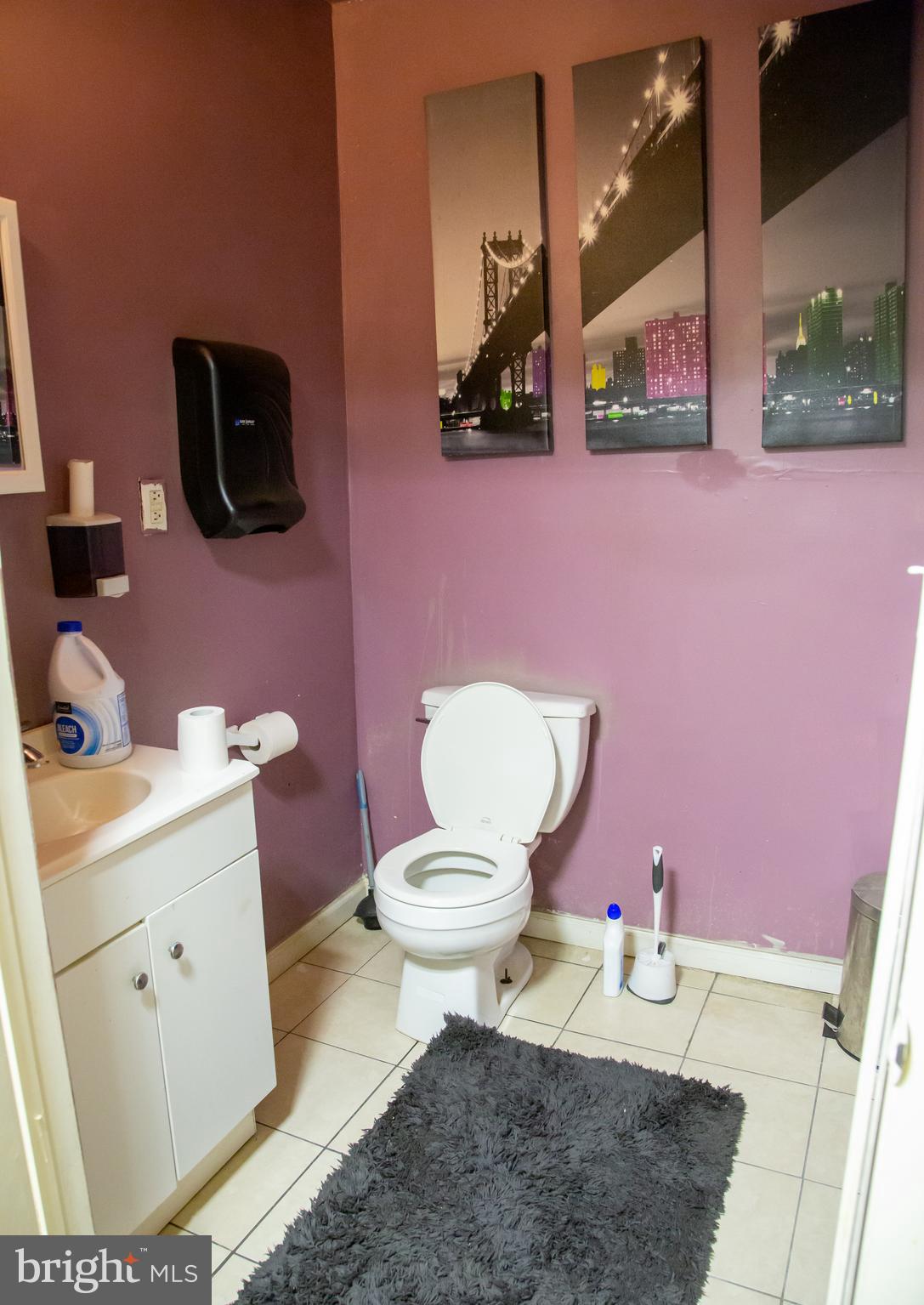 NORTH CENTRAL - Commercial Sale