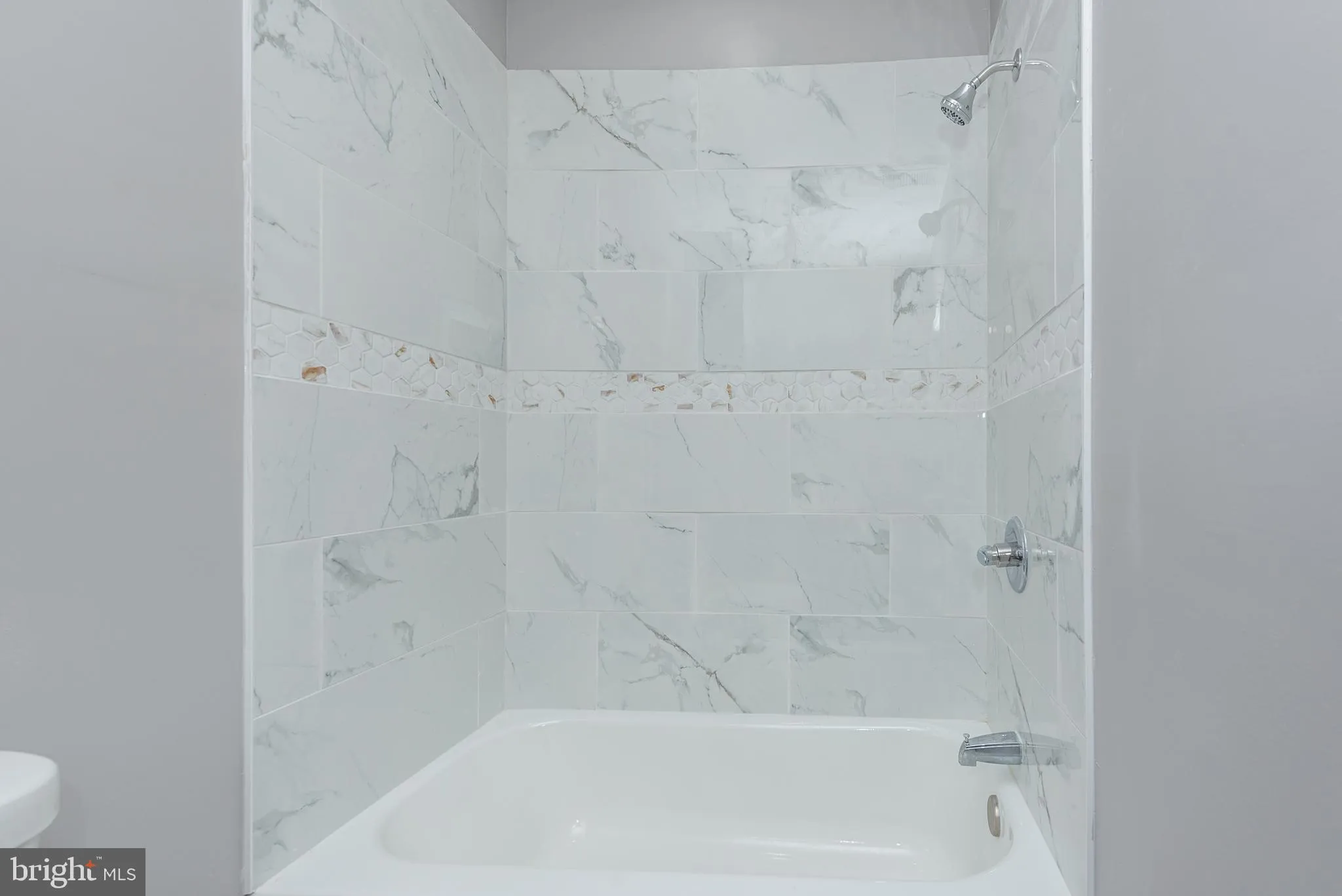 Baltimore, Maryland 21217, United States, 5 Bedrooms Bedrooms, ,3 BathroomsBathrooms,Residential,Active,94516