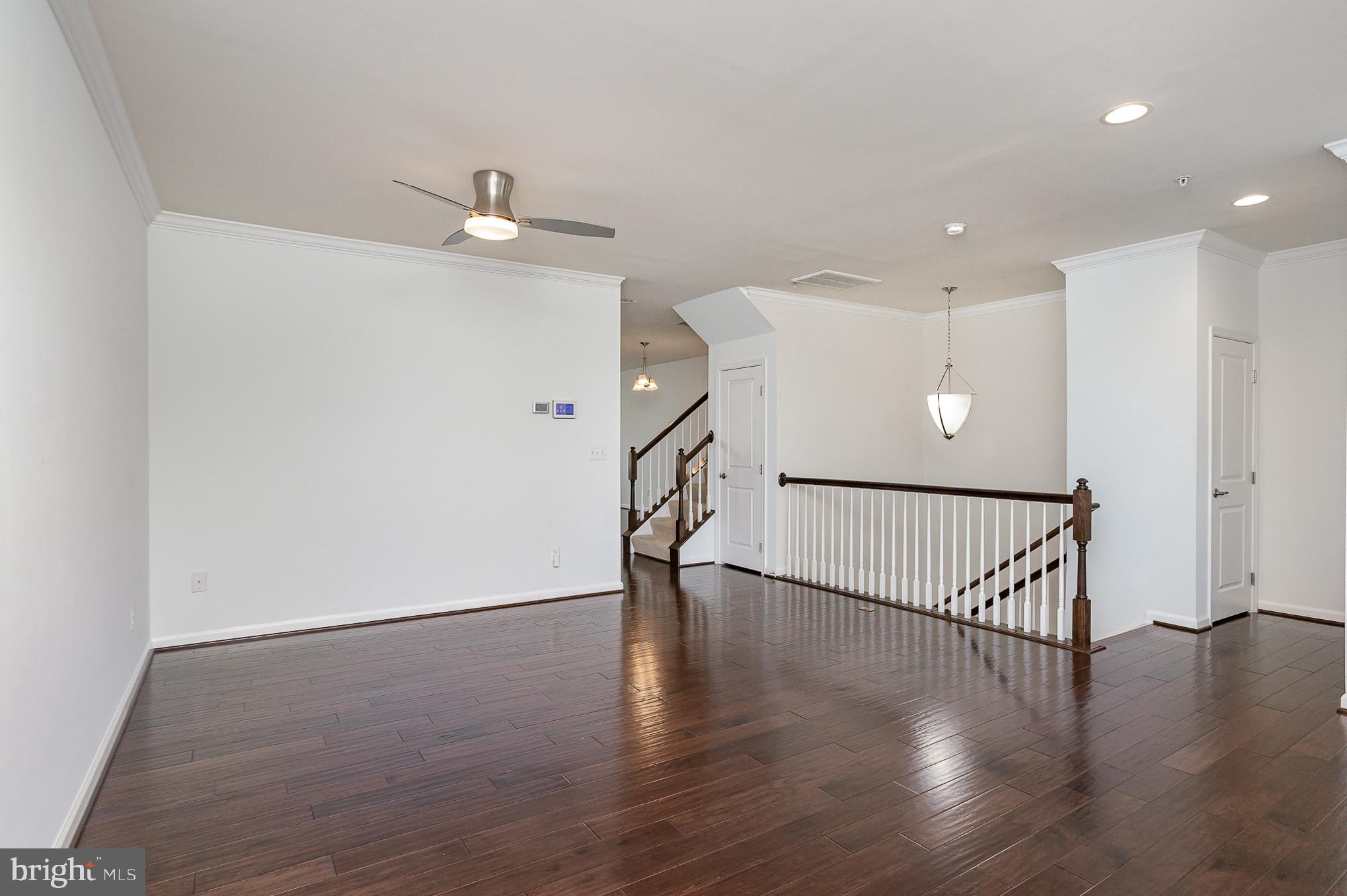 VIRGINIA MANOR CONDOMINIUM - Residential Lease