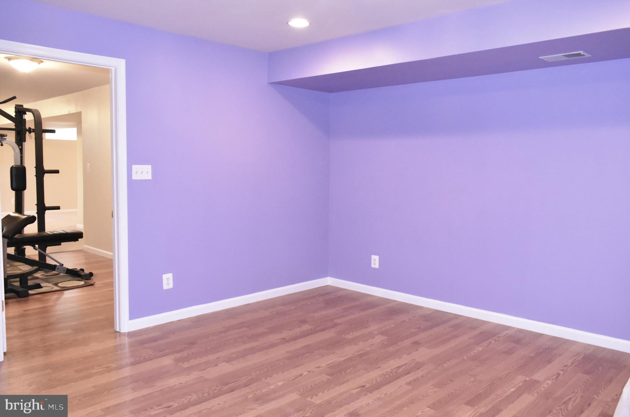 WAYSIDE VILLAGE - Residential