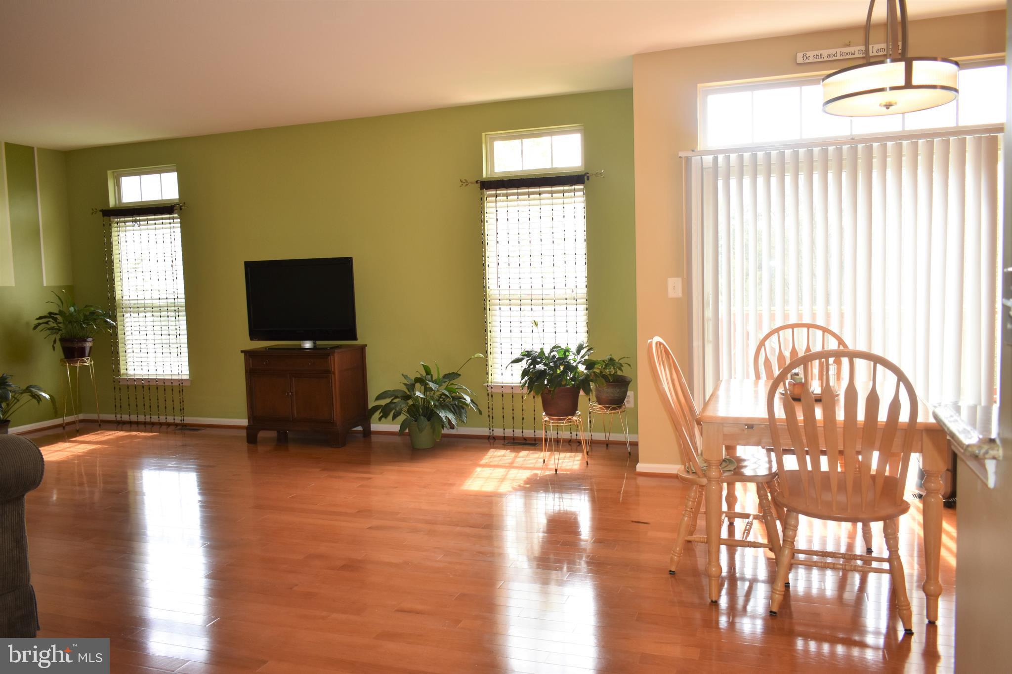 WAYSIDE VILLAGE - Residential