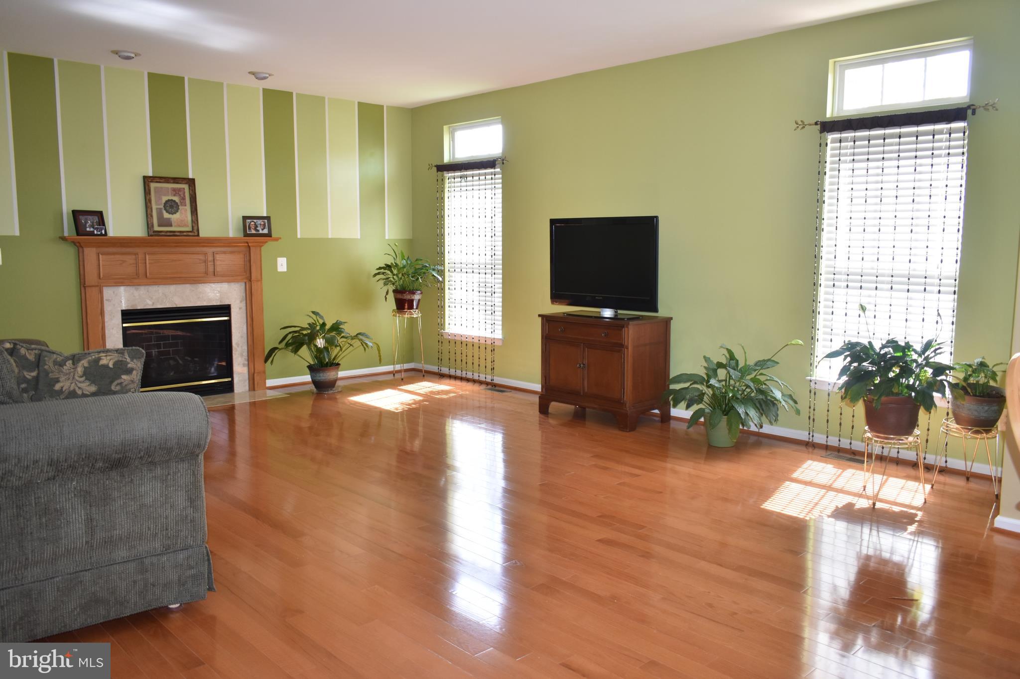 WAYSIDE VILLAGE - Residential