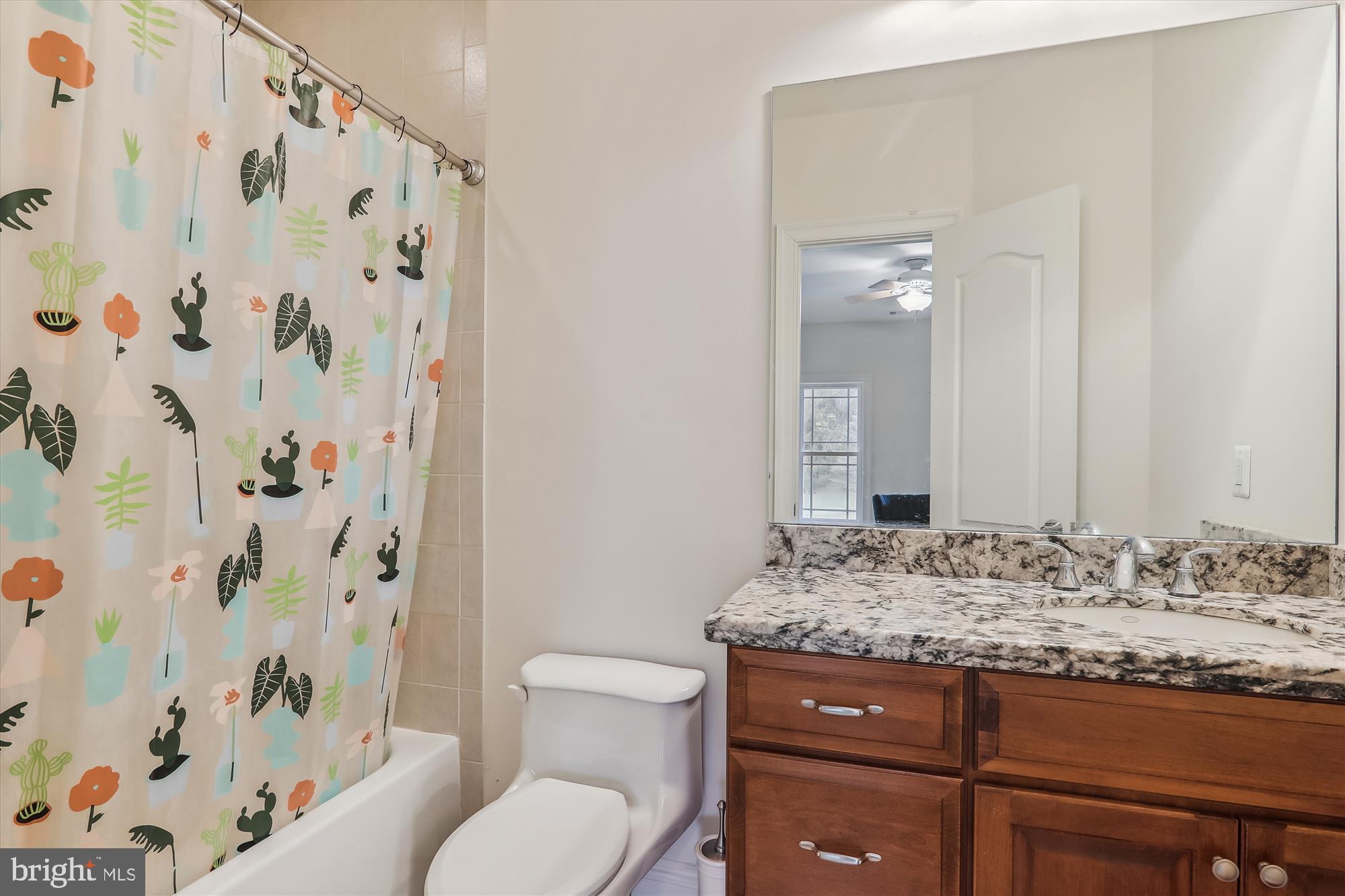 LAYTONSVILLE OUTSIDE - Residential