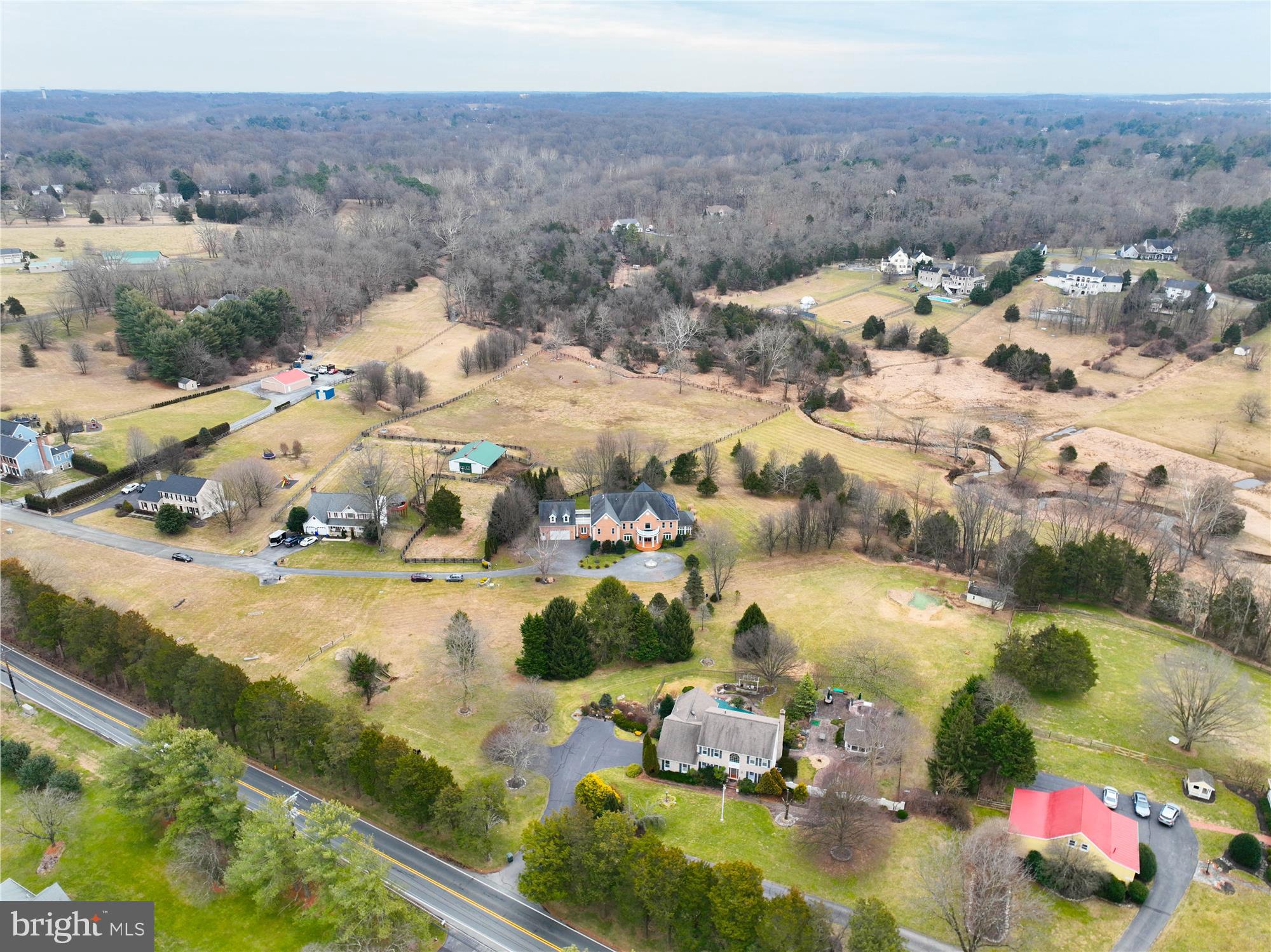LAYTONSVILLE OUTSIDE - Residential