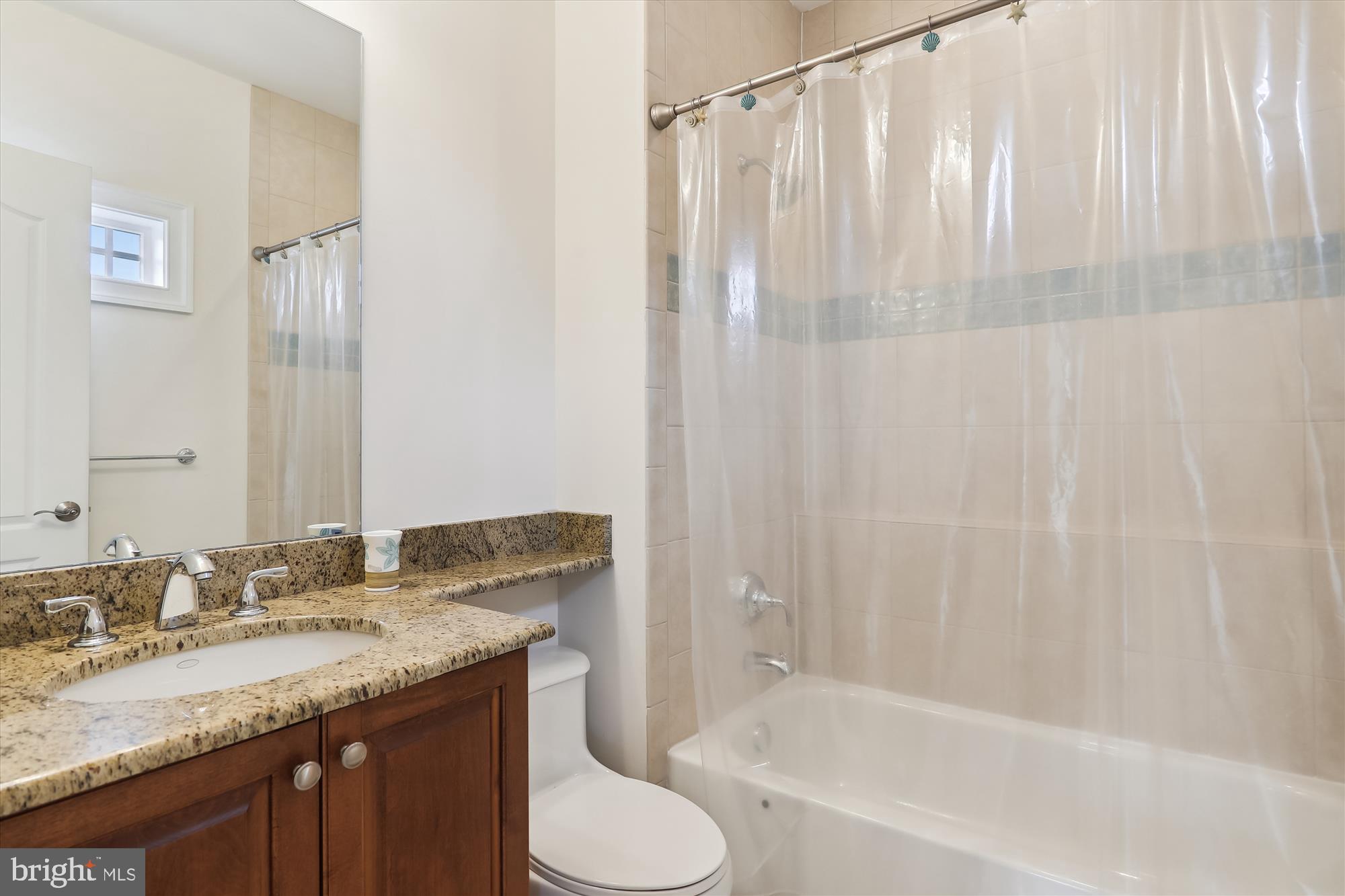 LAYTONSVILLE OUTSIDE - Residential