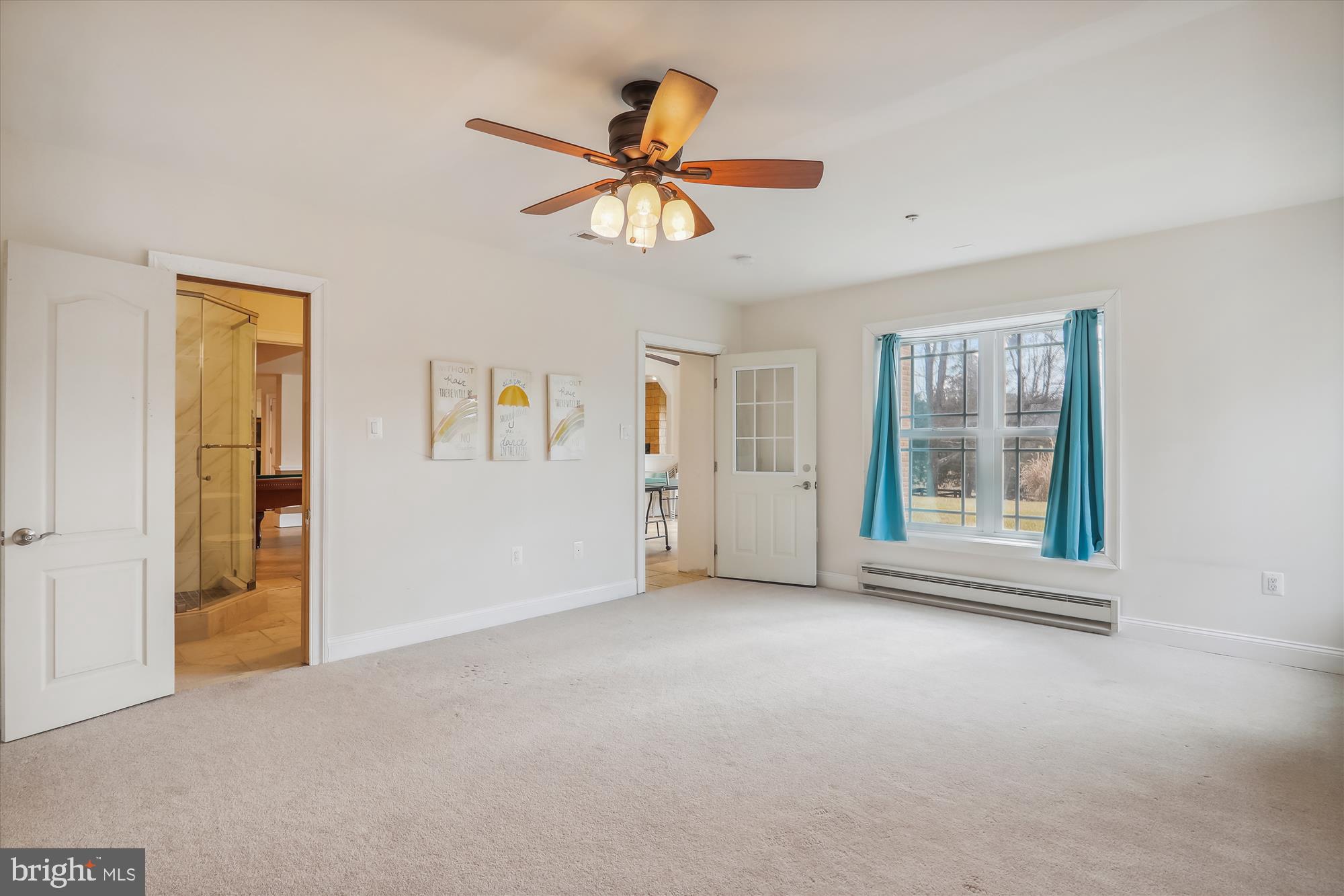 LAYTONSVILLE OUTSIDE - Residential