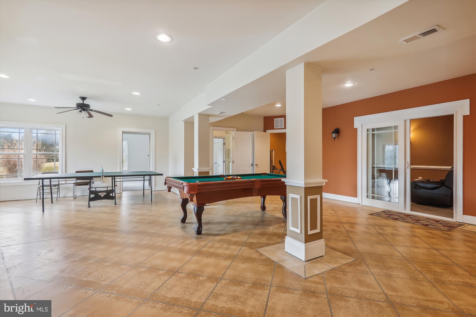 LAYTONSVILLE OUTSIDE - Residential