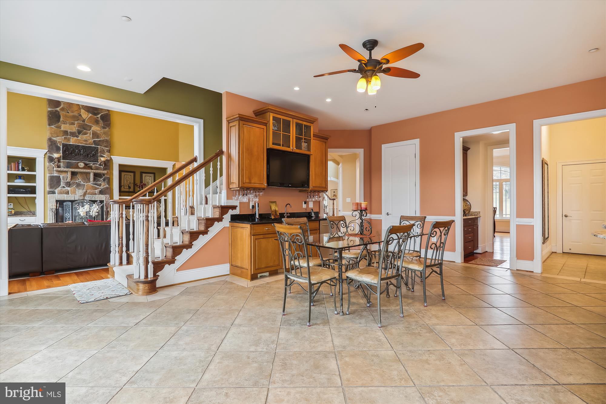 LAYTONSVILLE OUTSIDE - Residential