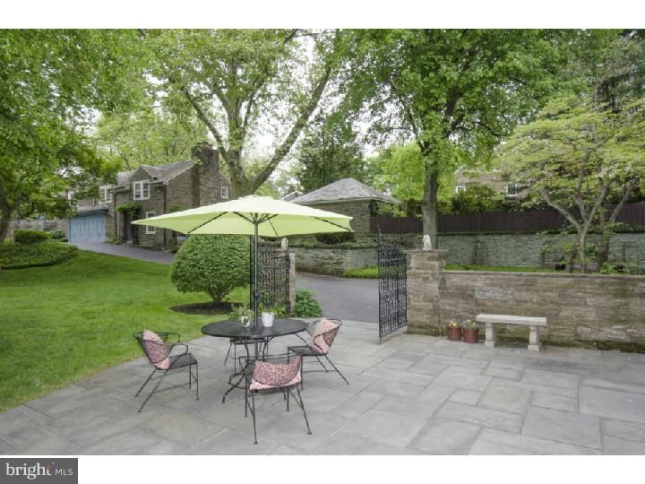 CHESTNUT HILL - Residential