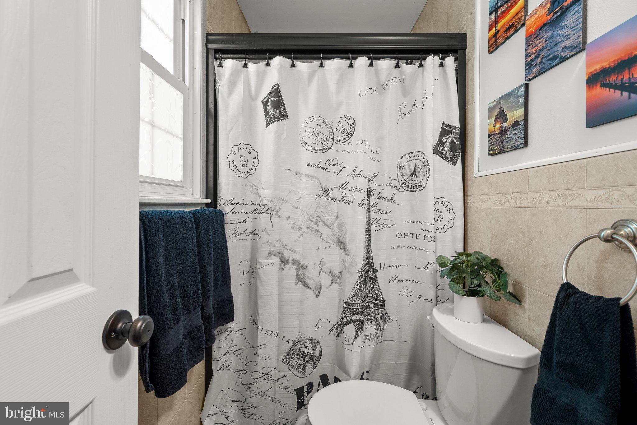 THE OAKS - Residential