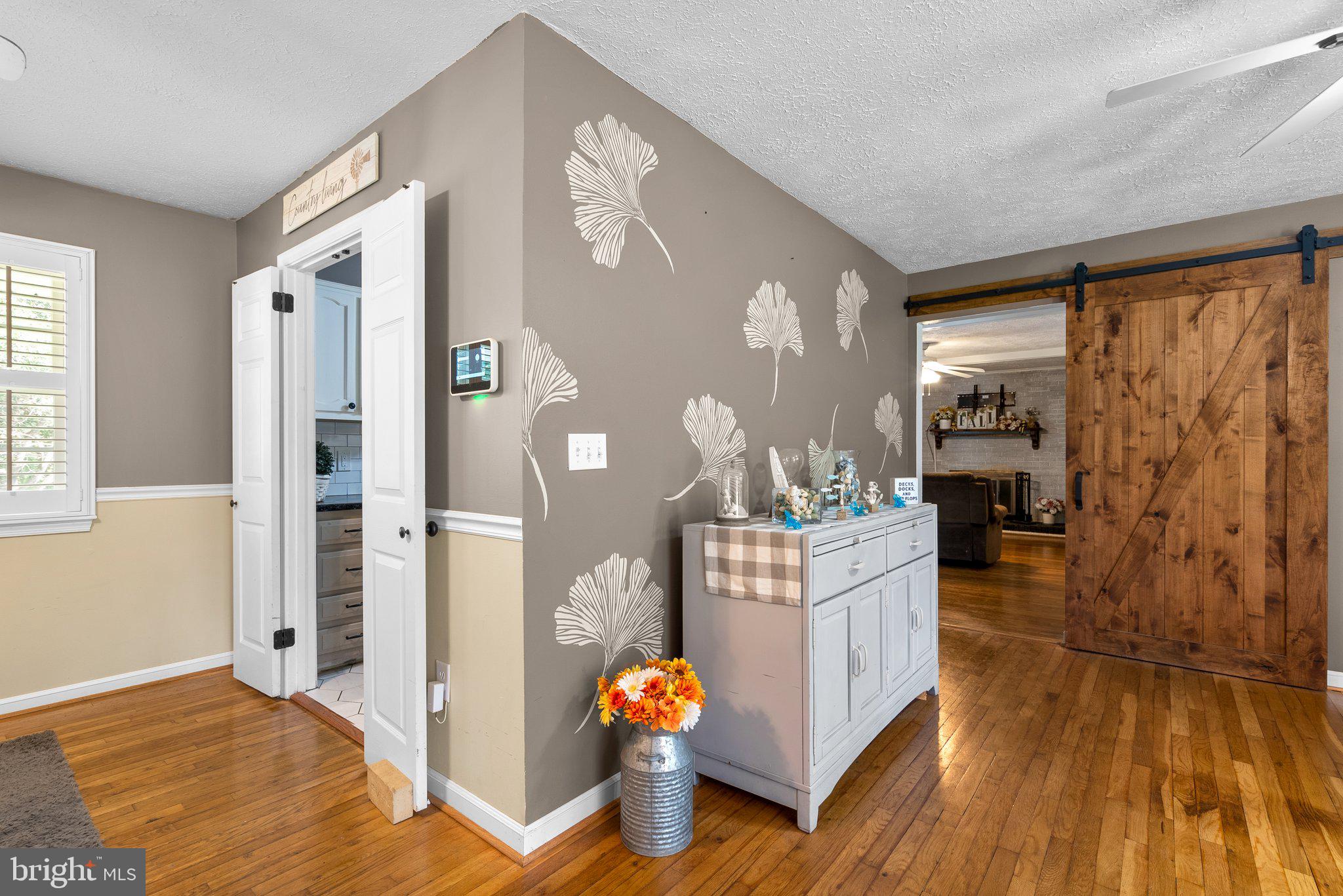 THE OAKS - Residential