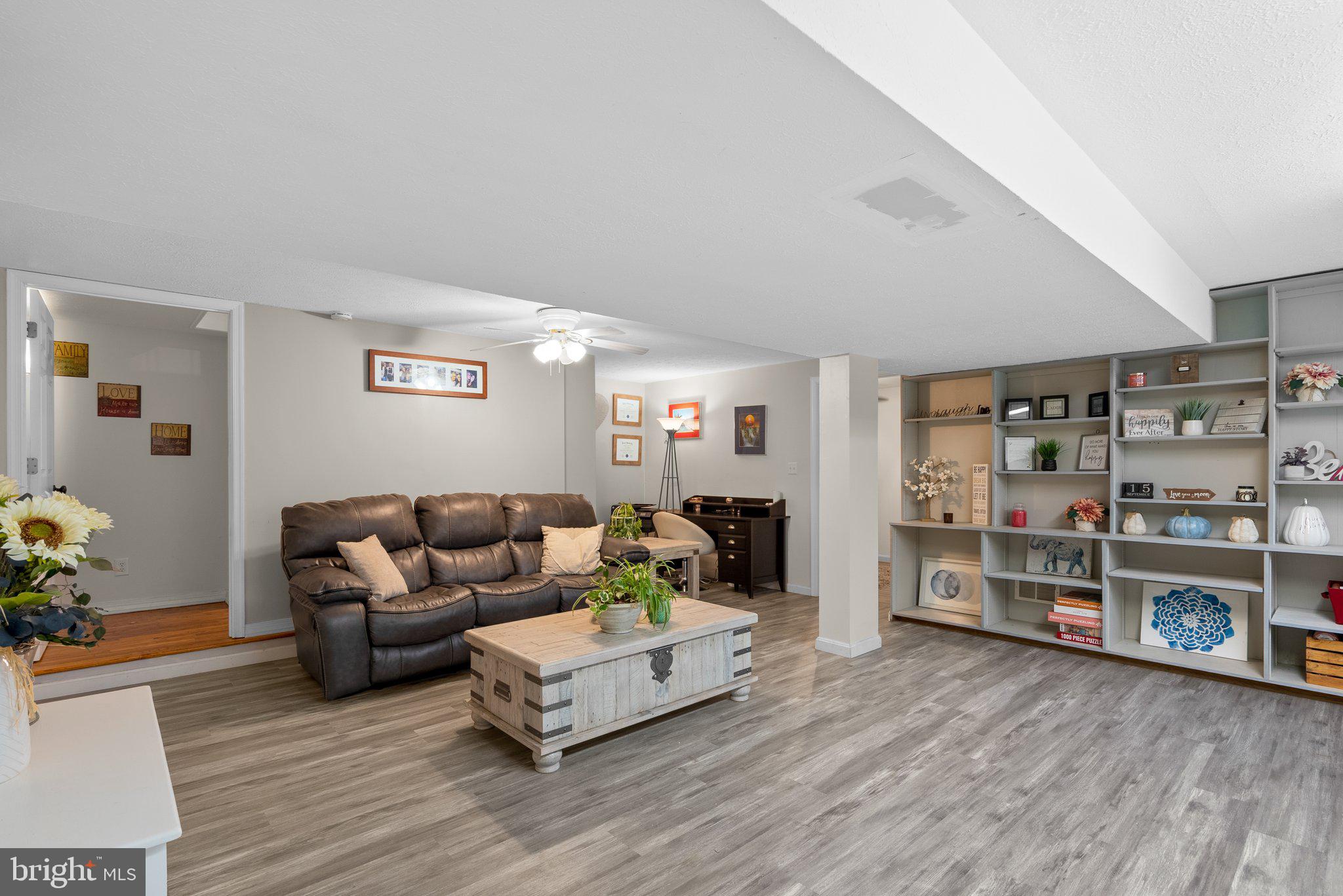 THE OAKS - Residential