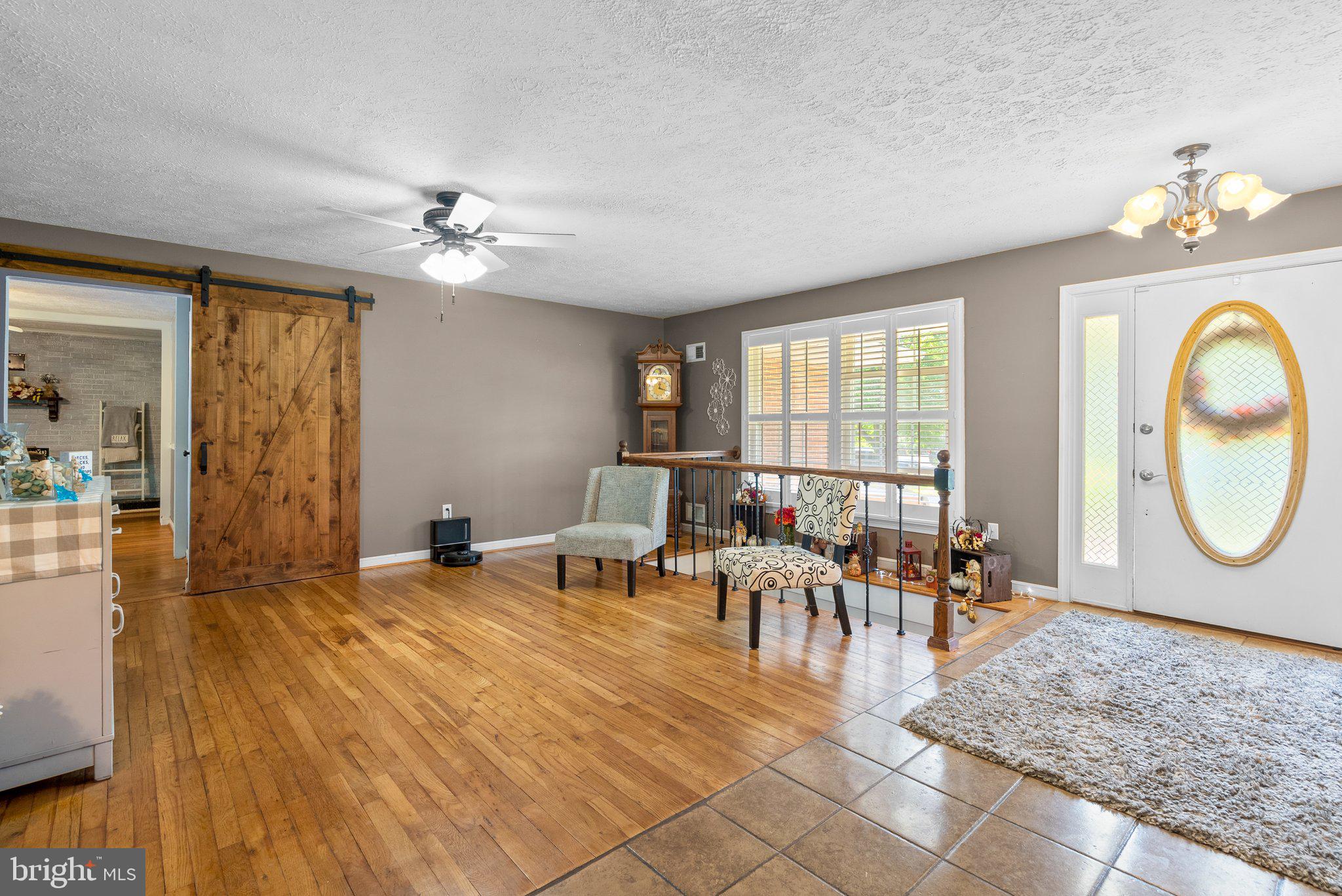 THE OAKS - Residential