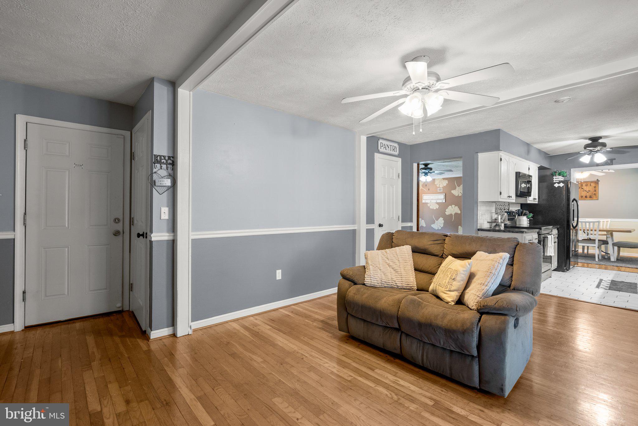 THE OAKS - Residential