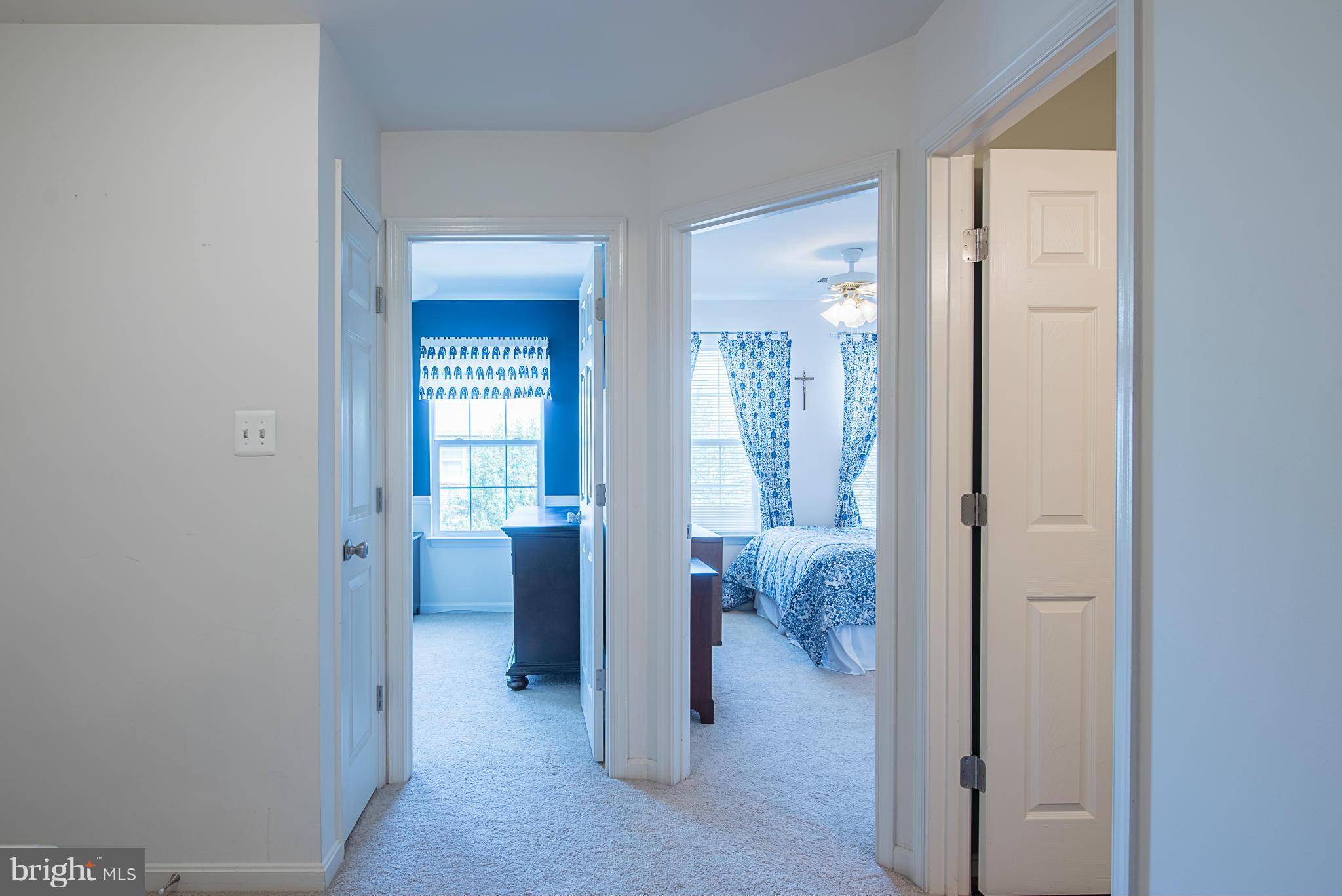 GREAT FALLS CHASE - Residential