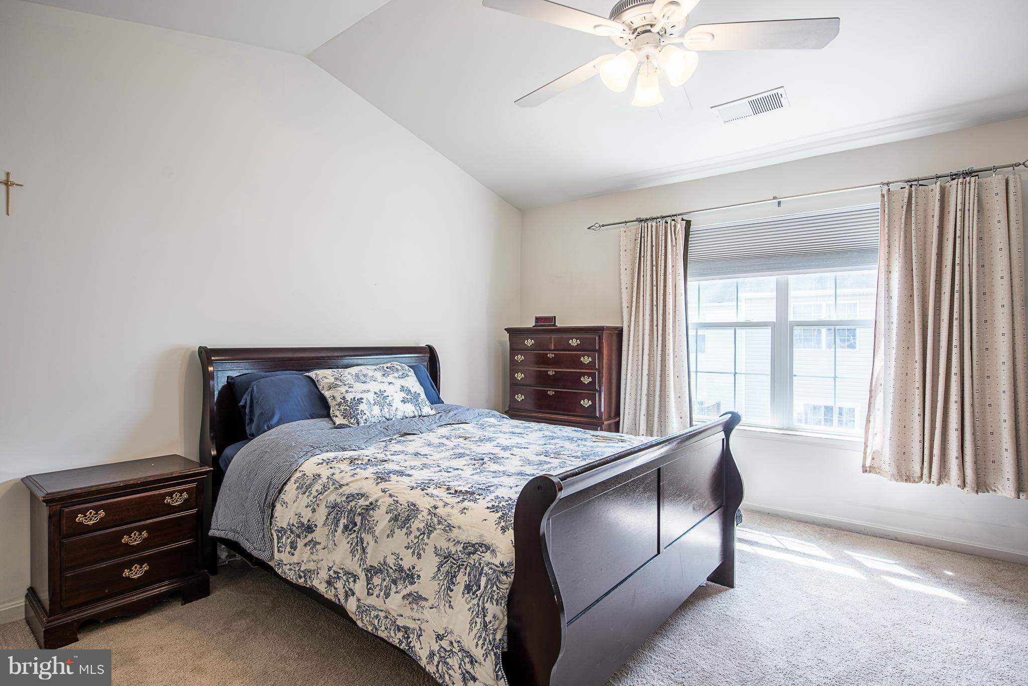 GREAT FALLS CHASE - Residential