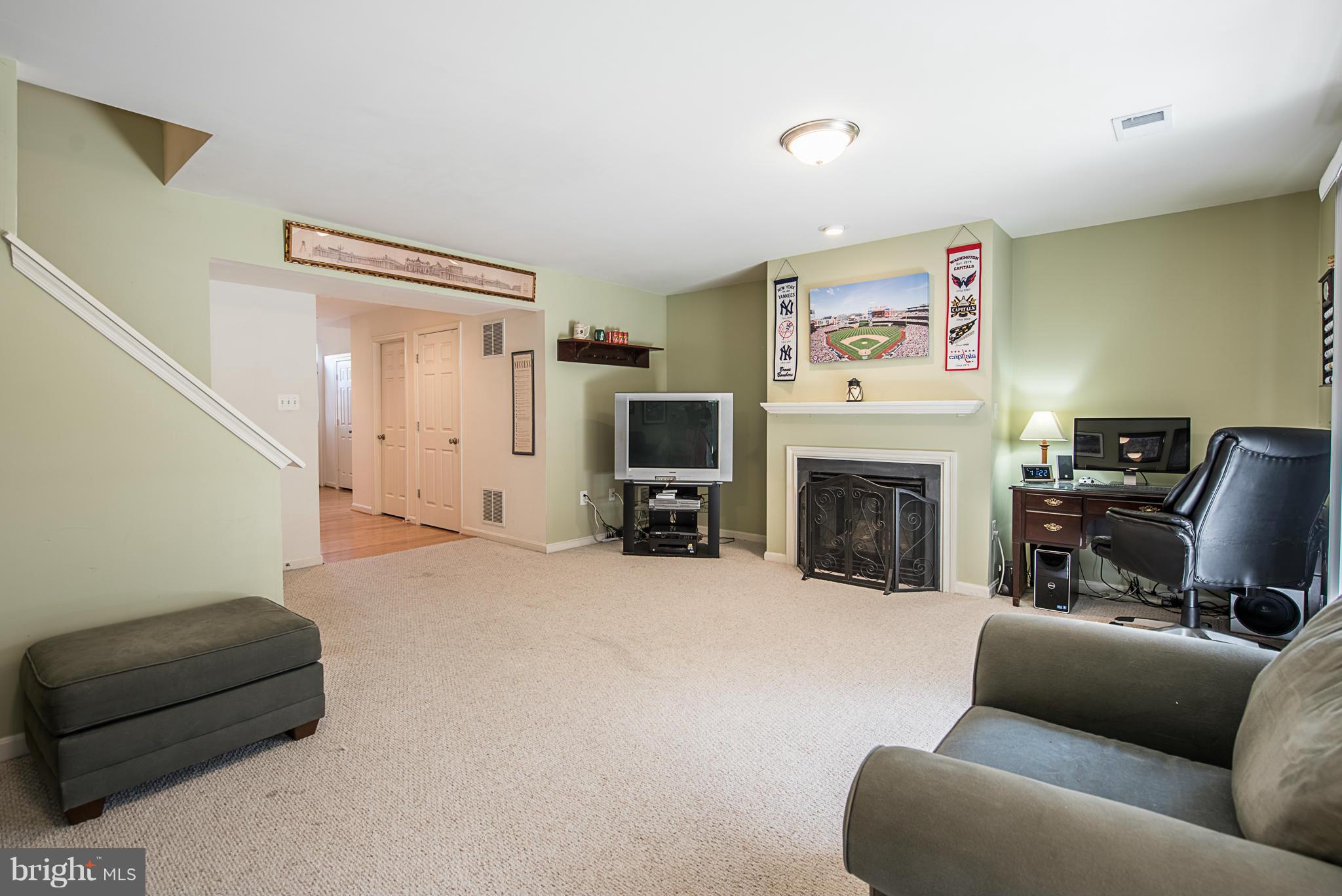 GREAT FALLS CHASE - Residential