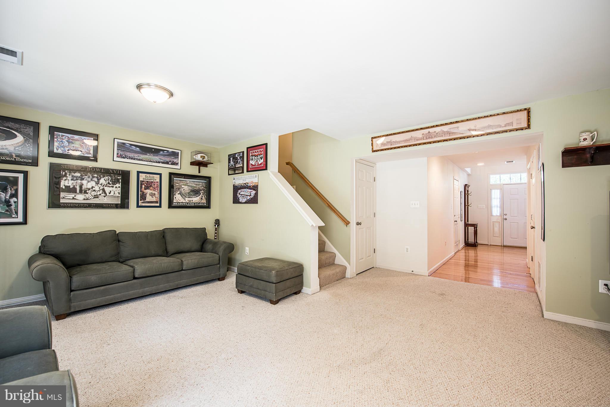 GREAT FALLS CHASE - Residential