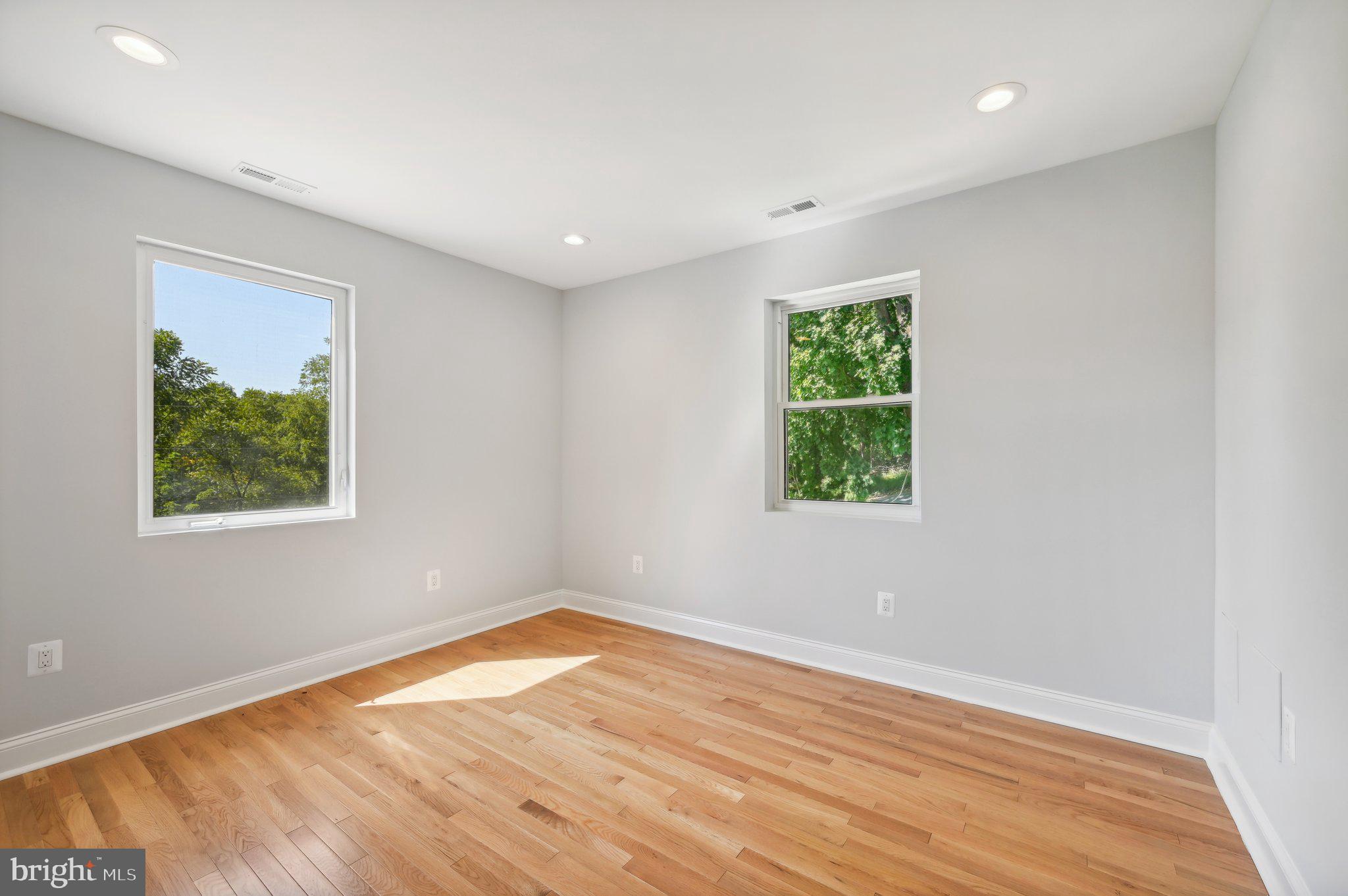 PARKTON - Residential