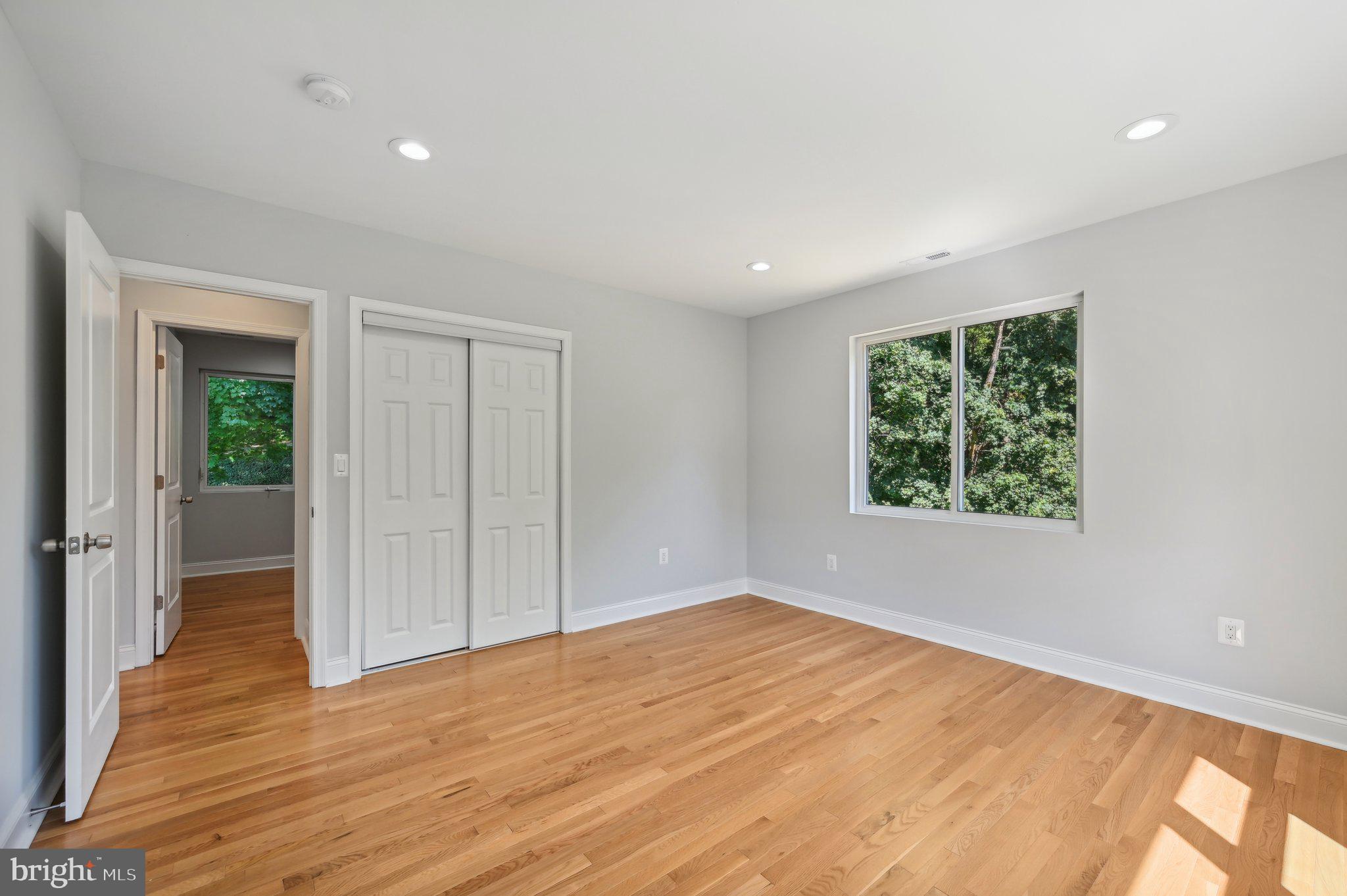 PARKTON - Residential