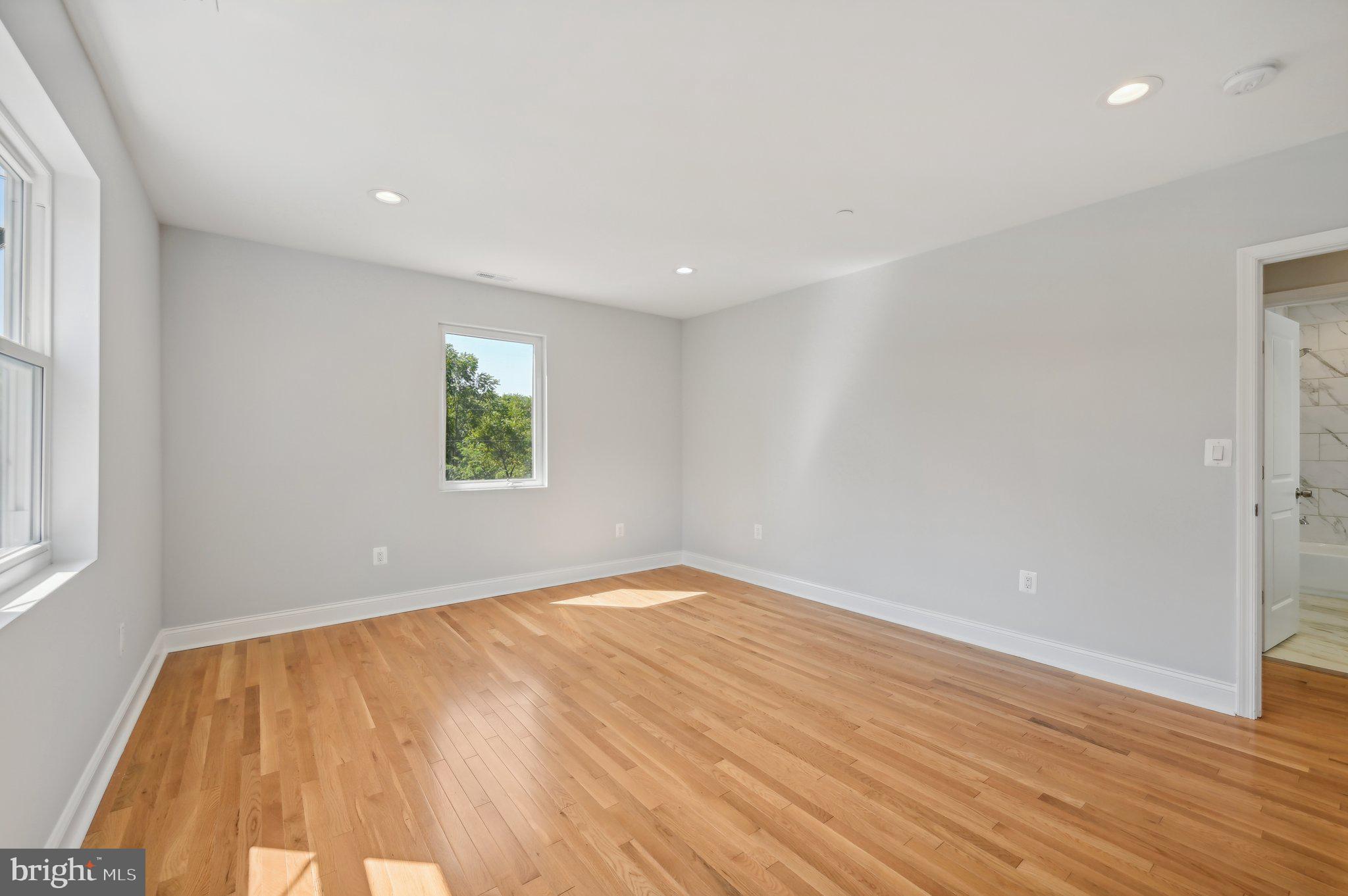 PARKTON - Residential