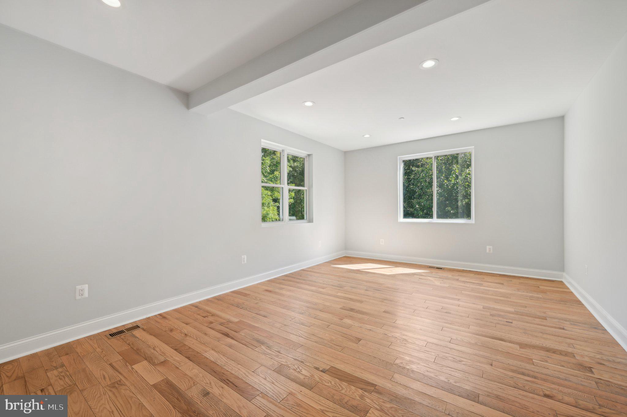 PARKTON - Residential