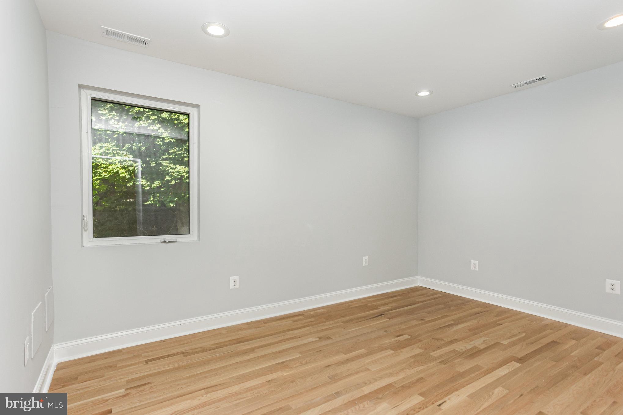 PARKTON - Residential