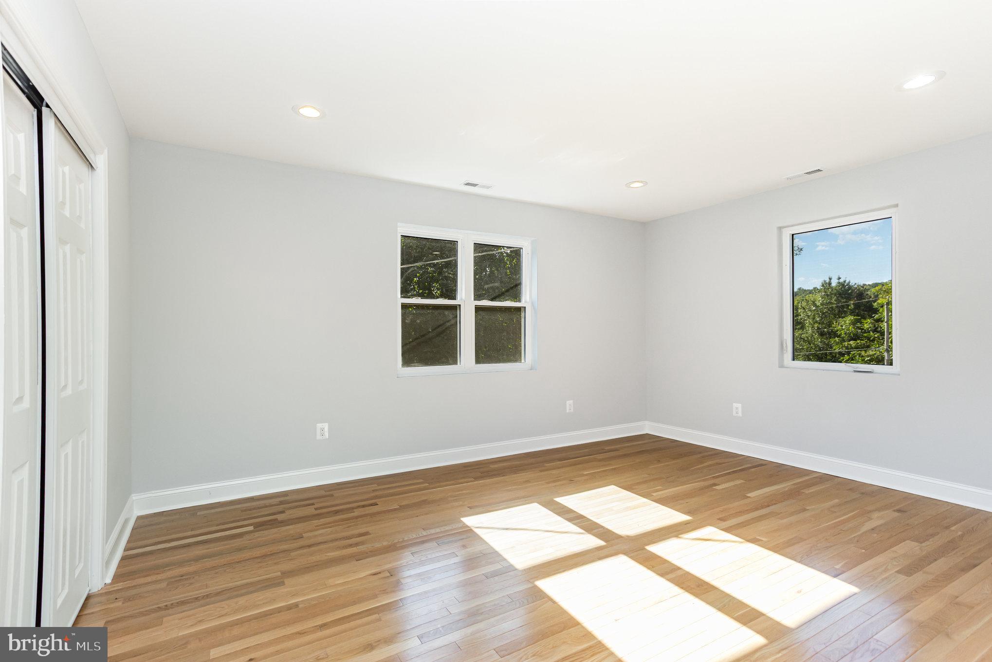 PARKTON - Residential