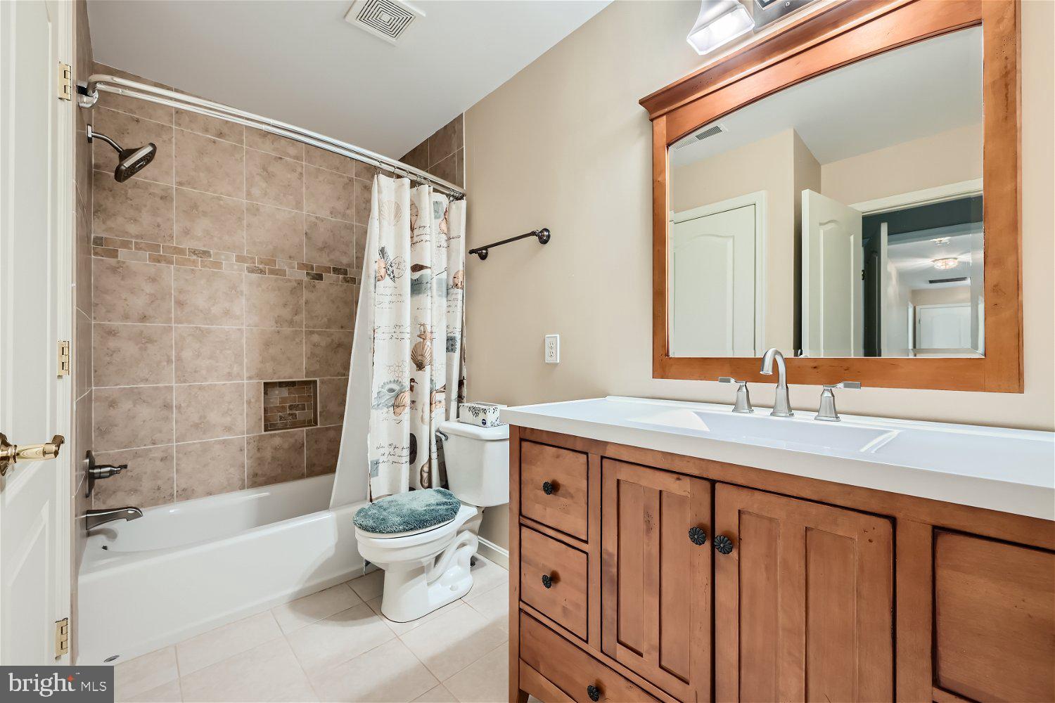 HARRISON HILLS - Residential