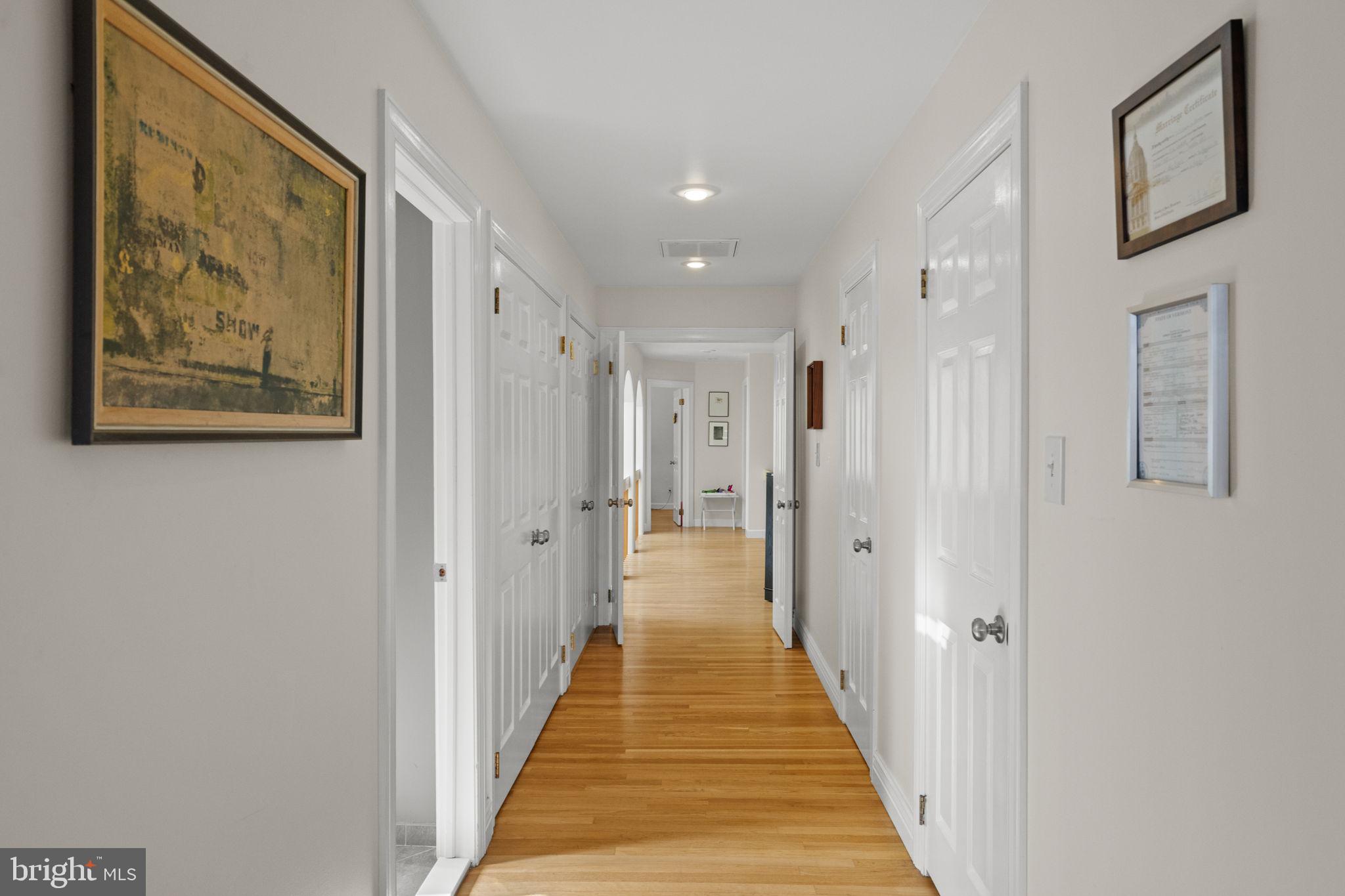 WHITE GATE - Residential