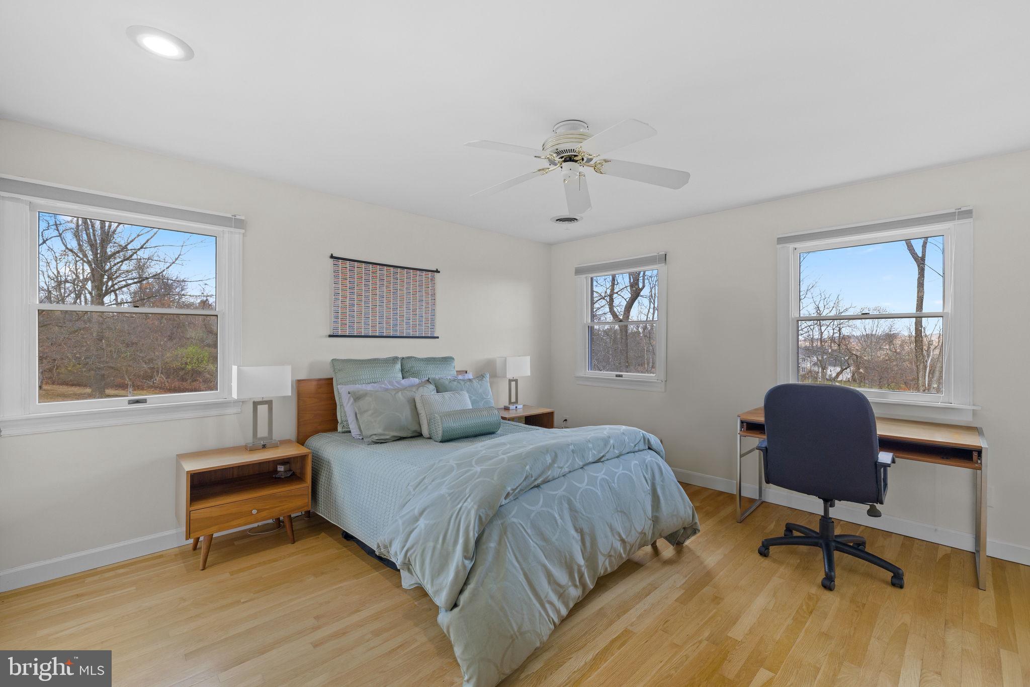 WHITE GATE - Residential