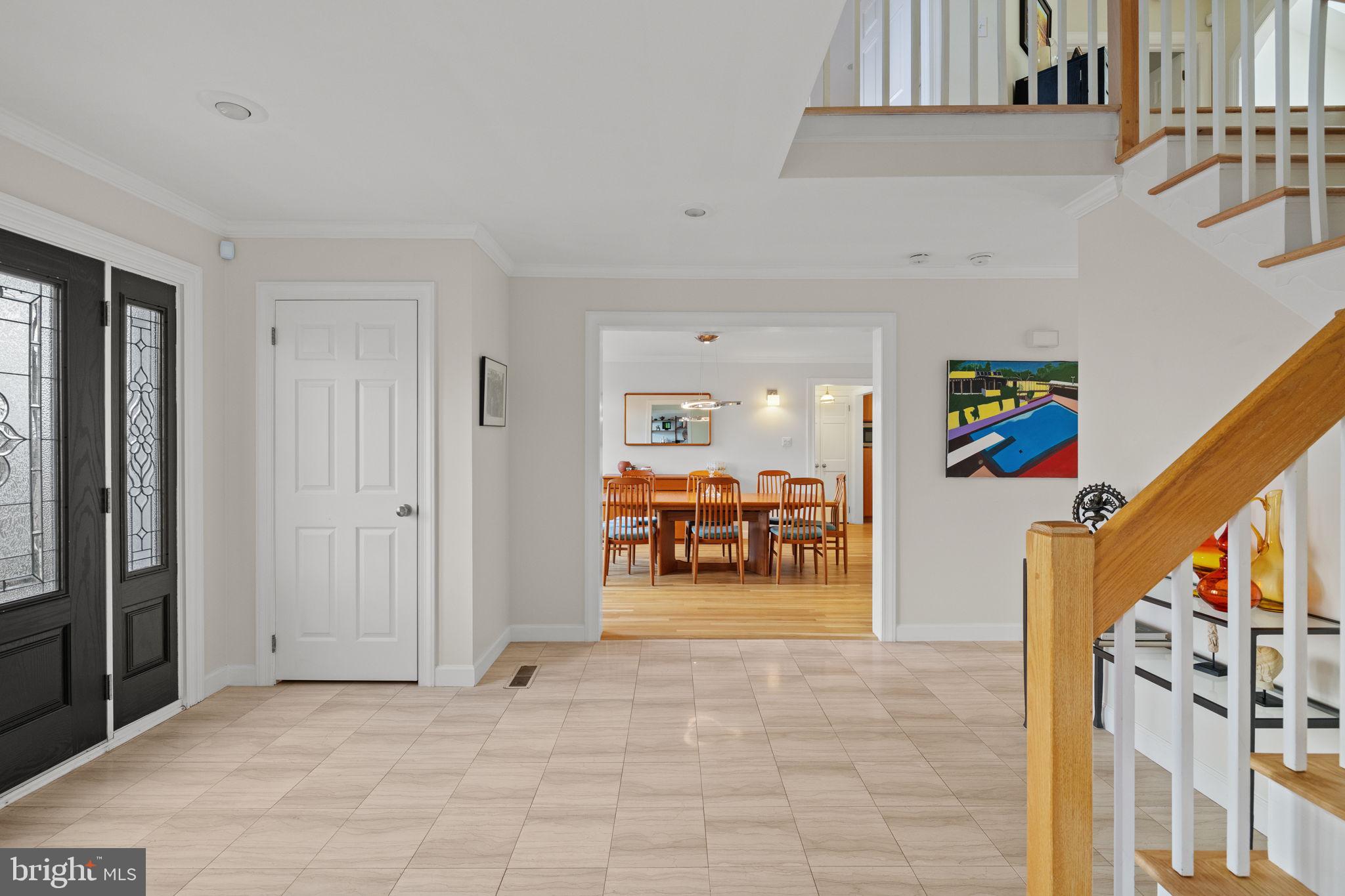 WHITE GATE - Residential