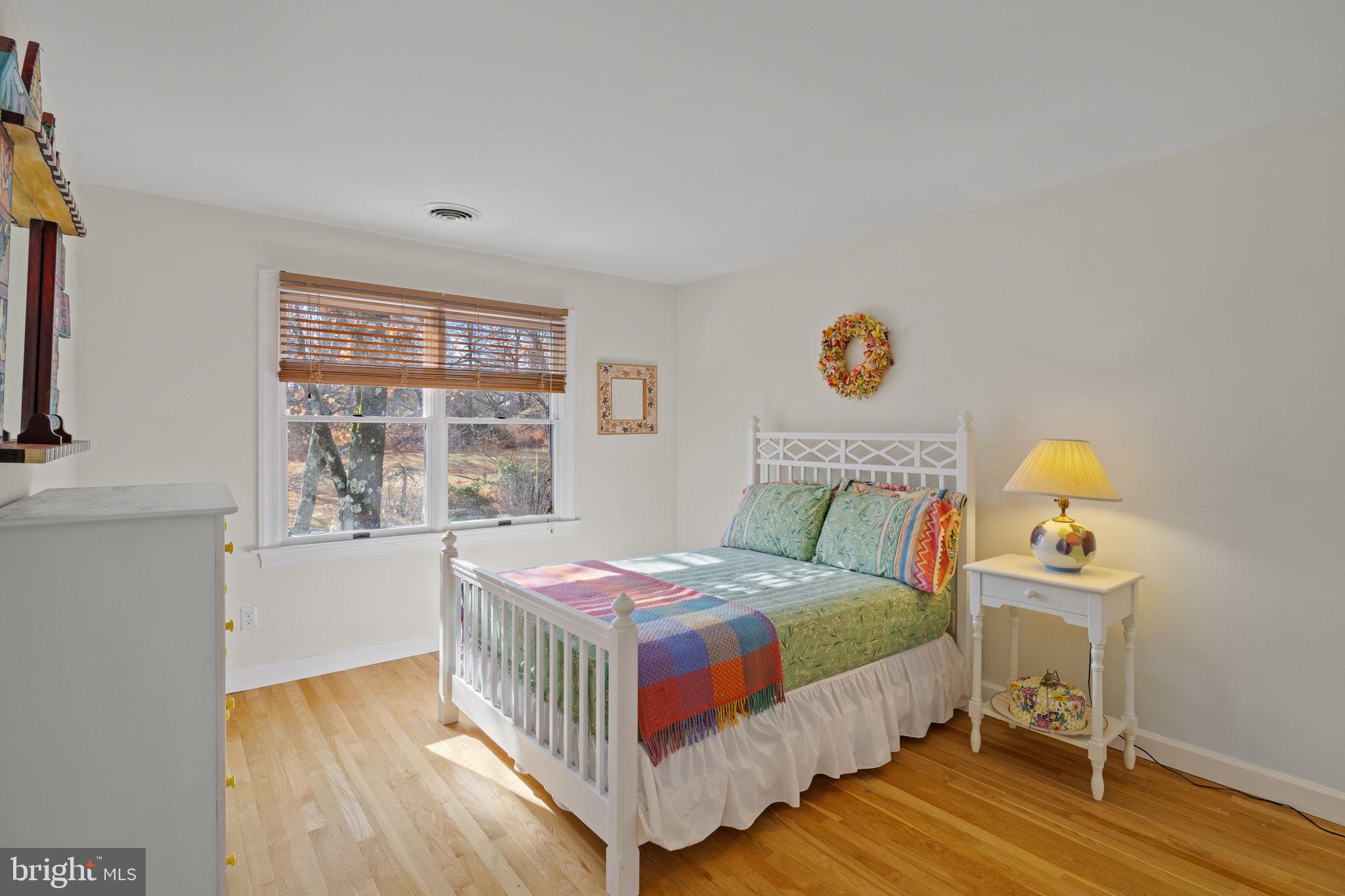 WHITE GATE - Residential