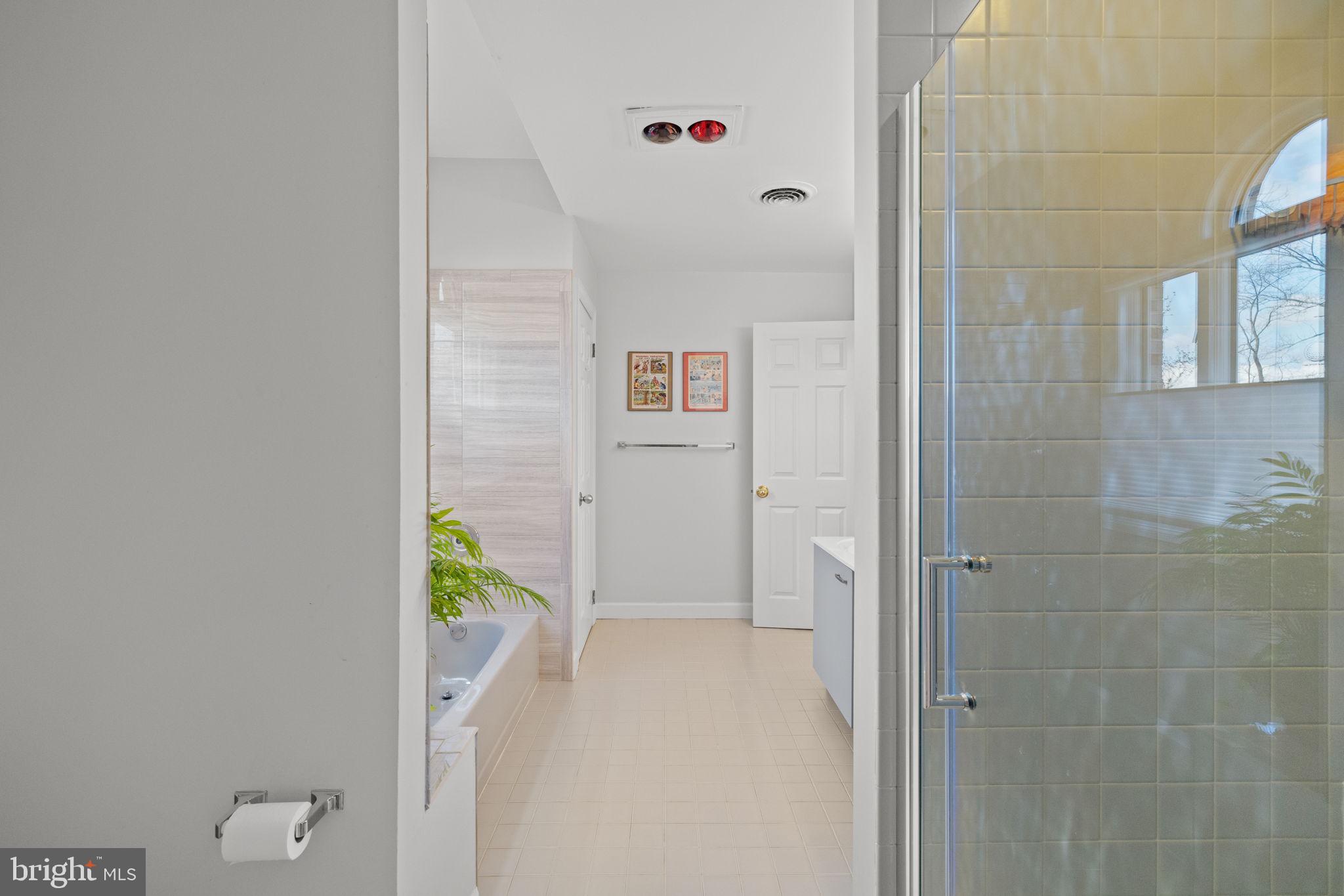 WHITE GATE - Residential