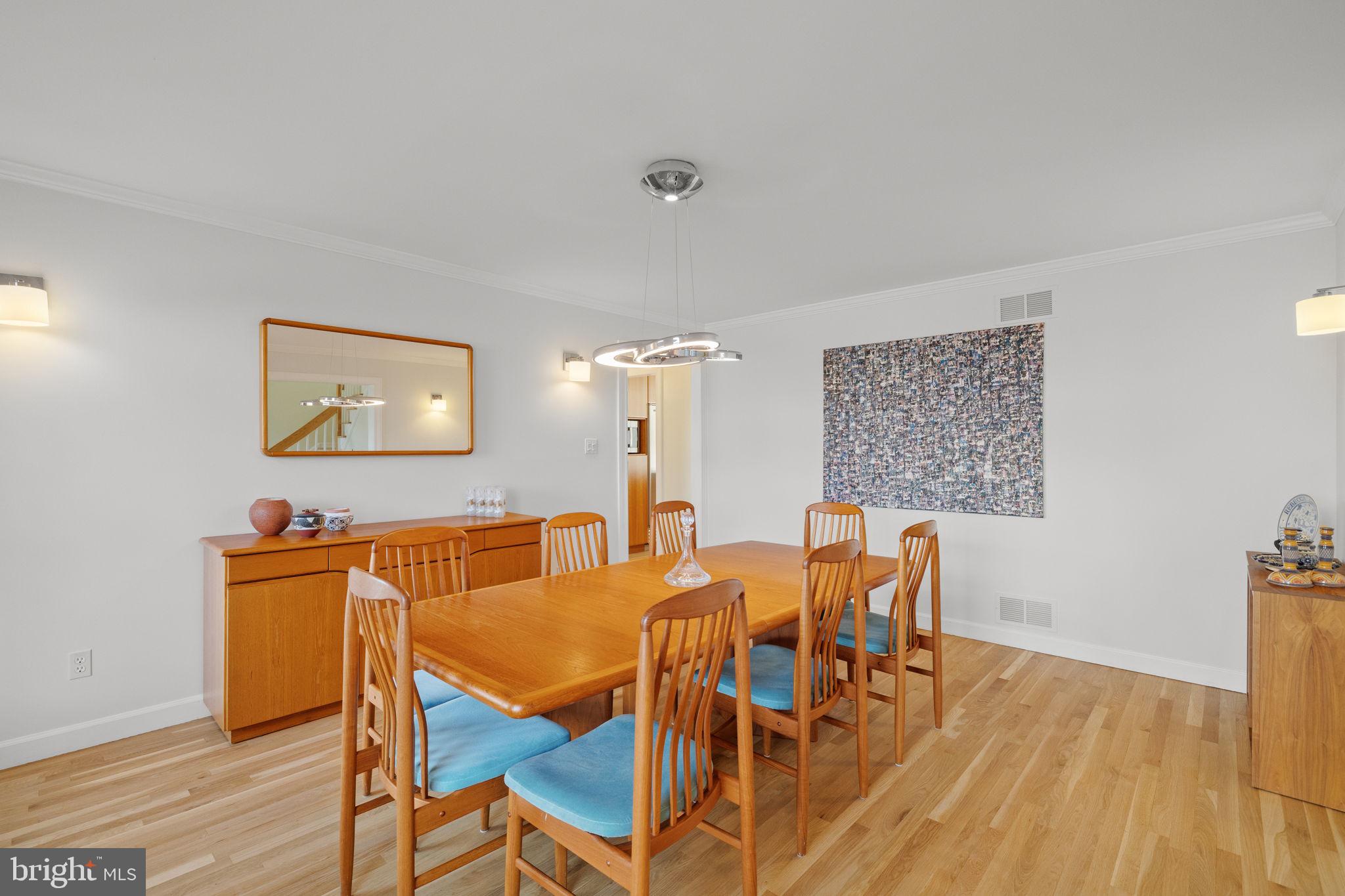 WHITE GATE - Residential