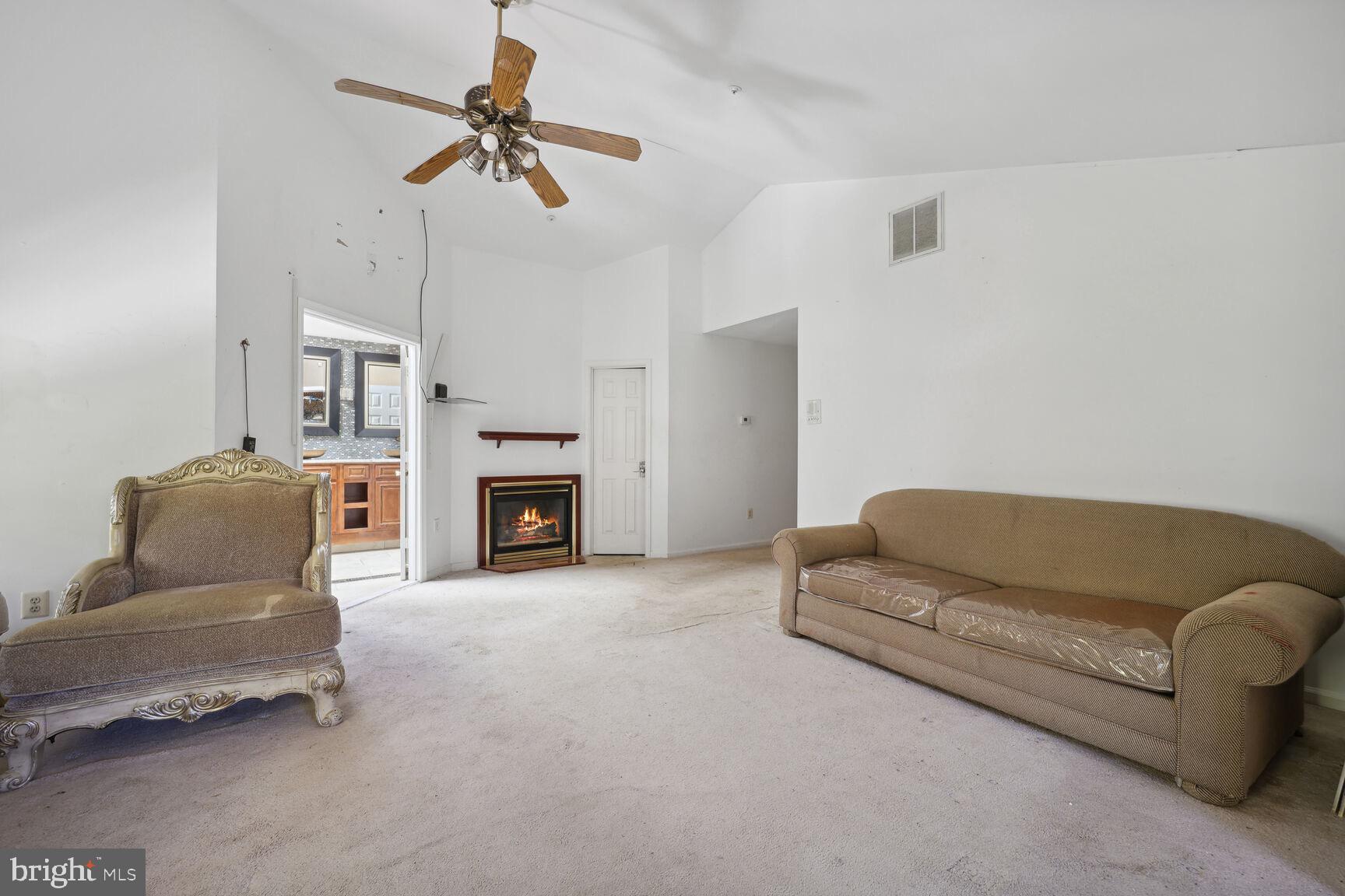 UPPER MARLBORO - Residential