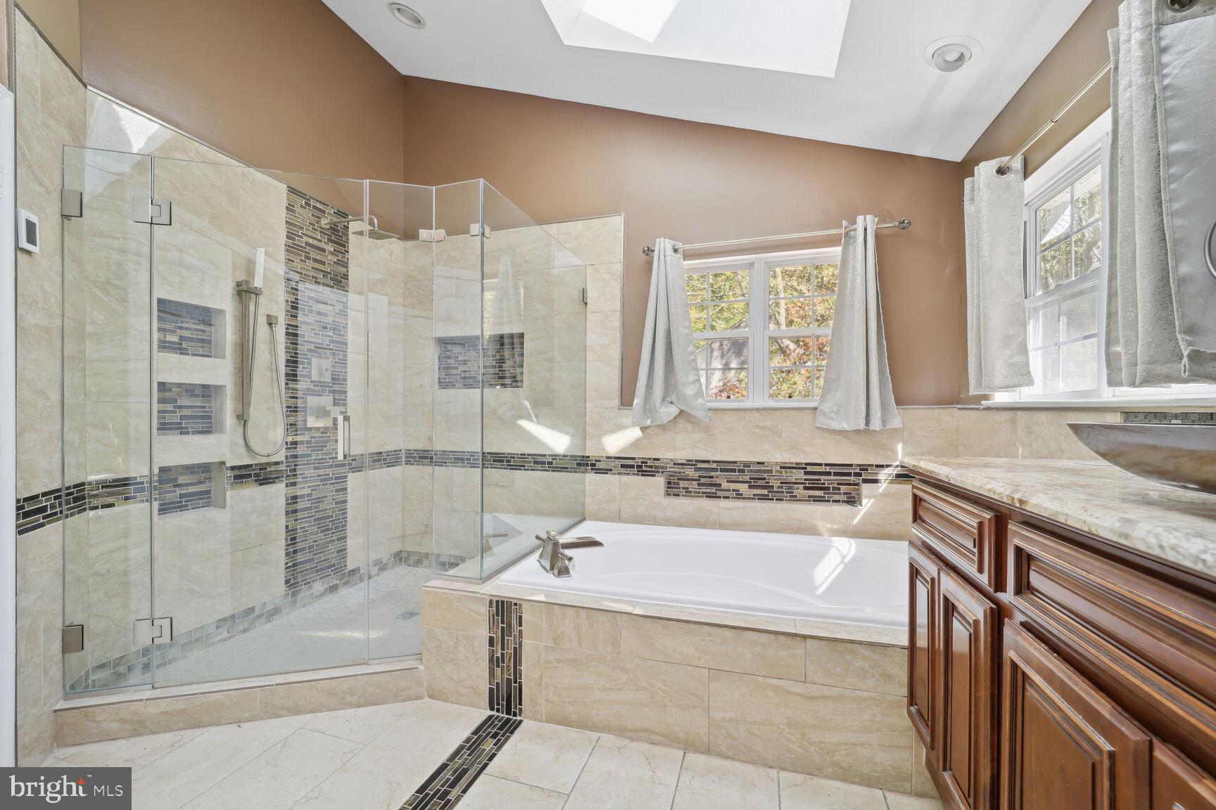 UPPER MARLBORO - Residential