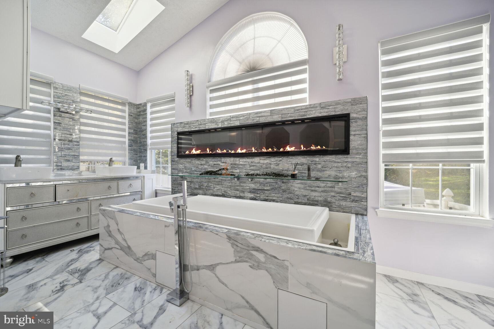 UPPER MARLBORO - Residential