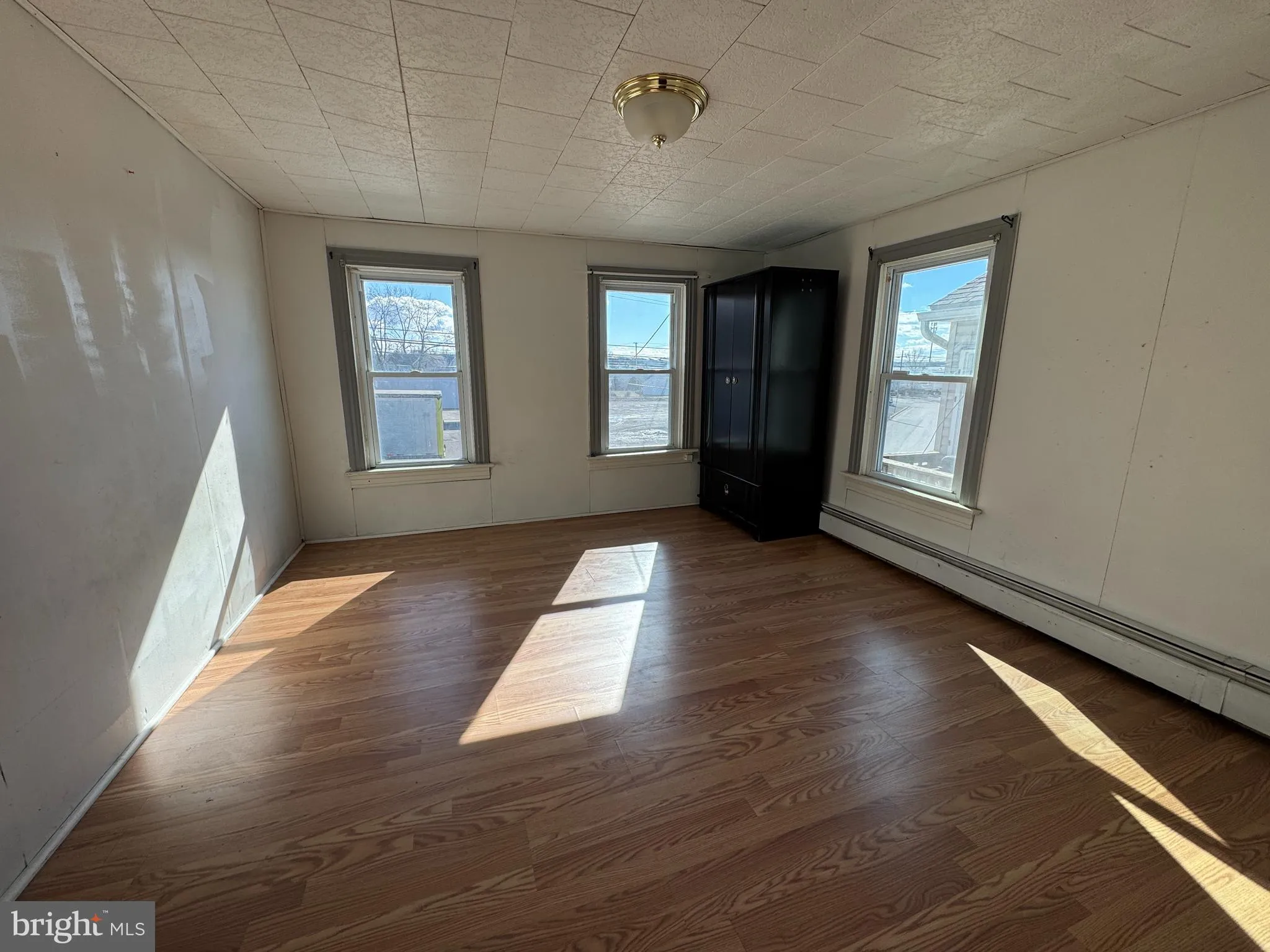 Hanover, Pennsylvania 17331, United States, 3 Bedrooms Bedrooms, ,1 BathroomBathrooms,Residential,Pending,10486