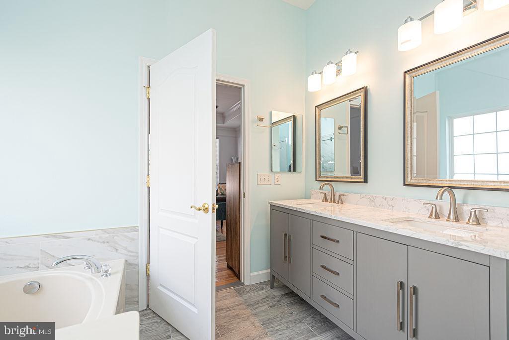 OCEAN PINES - THE PARKE - Residential