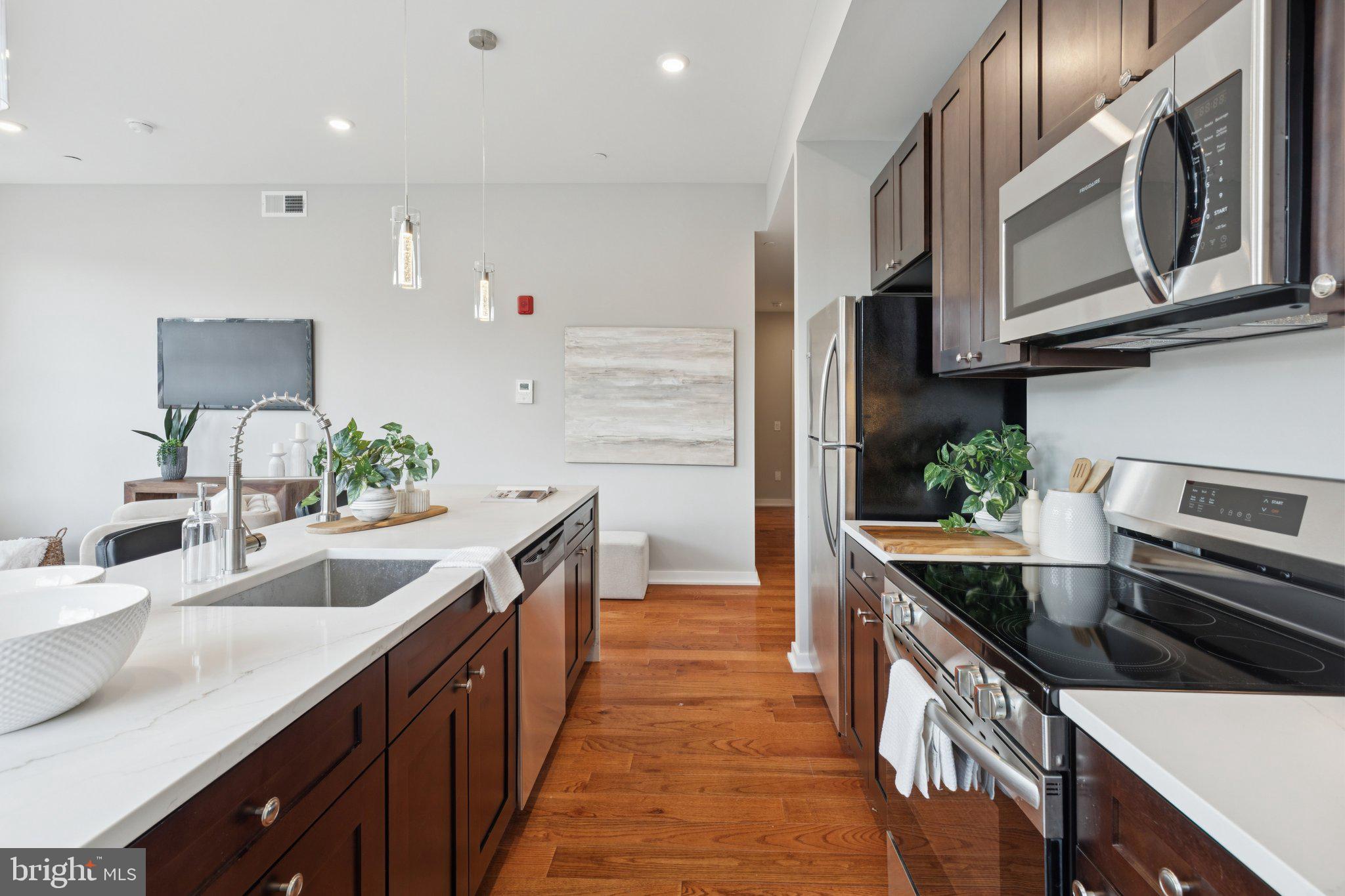 100 FORREST AVENUE 303
