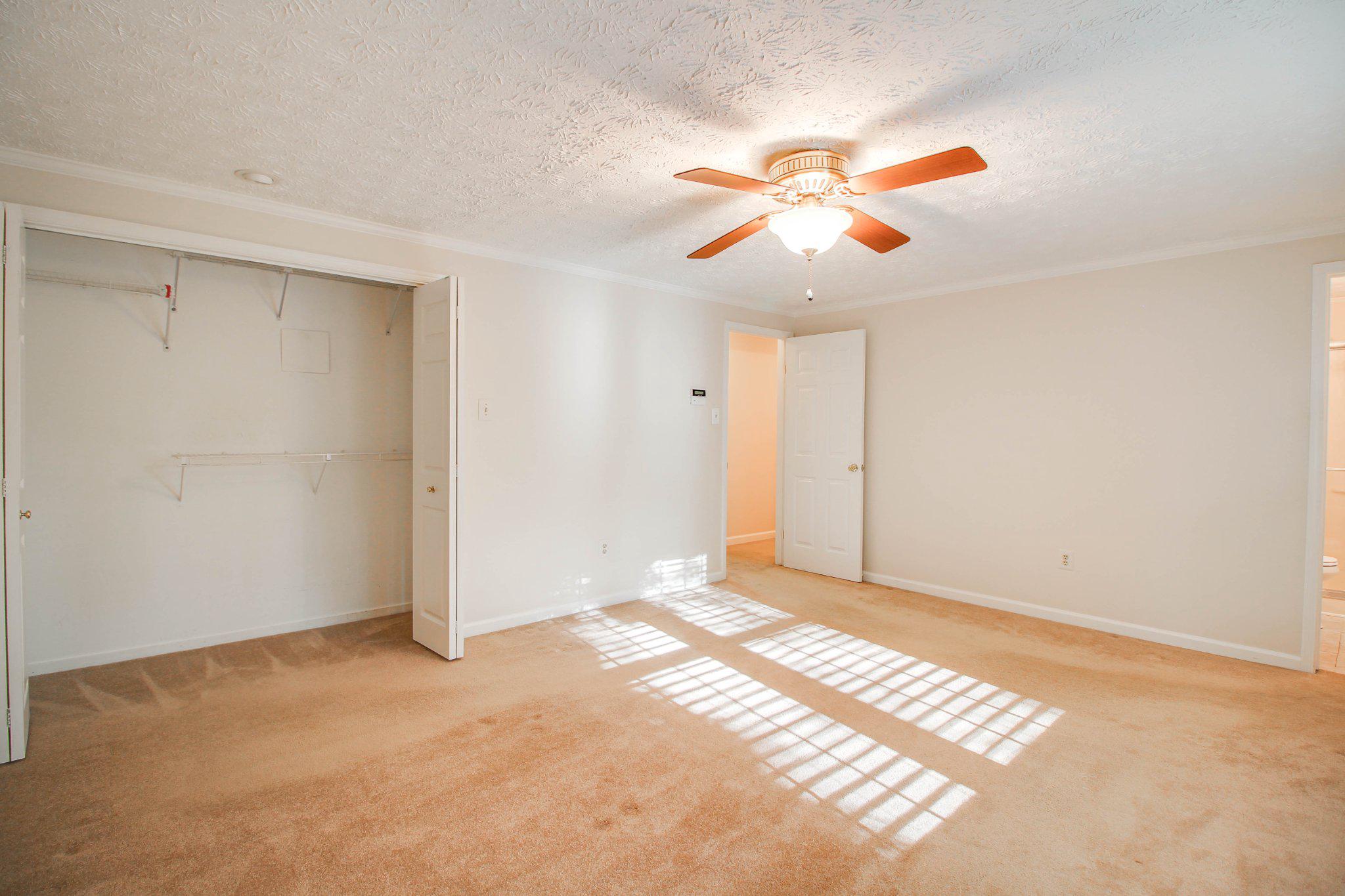 OAK FOREST PARK - Residential