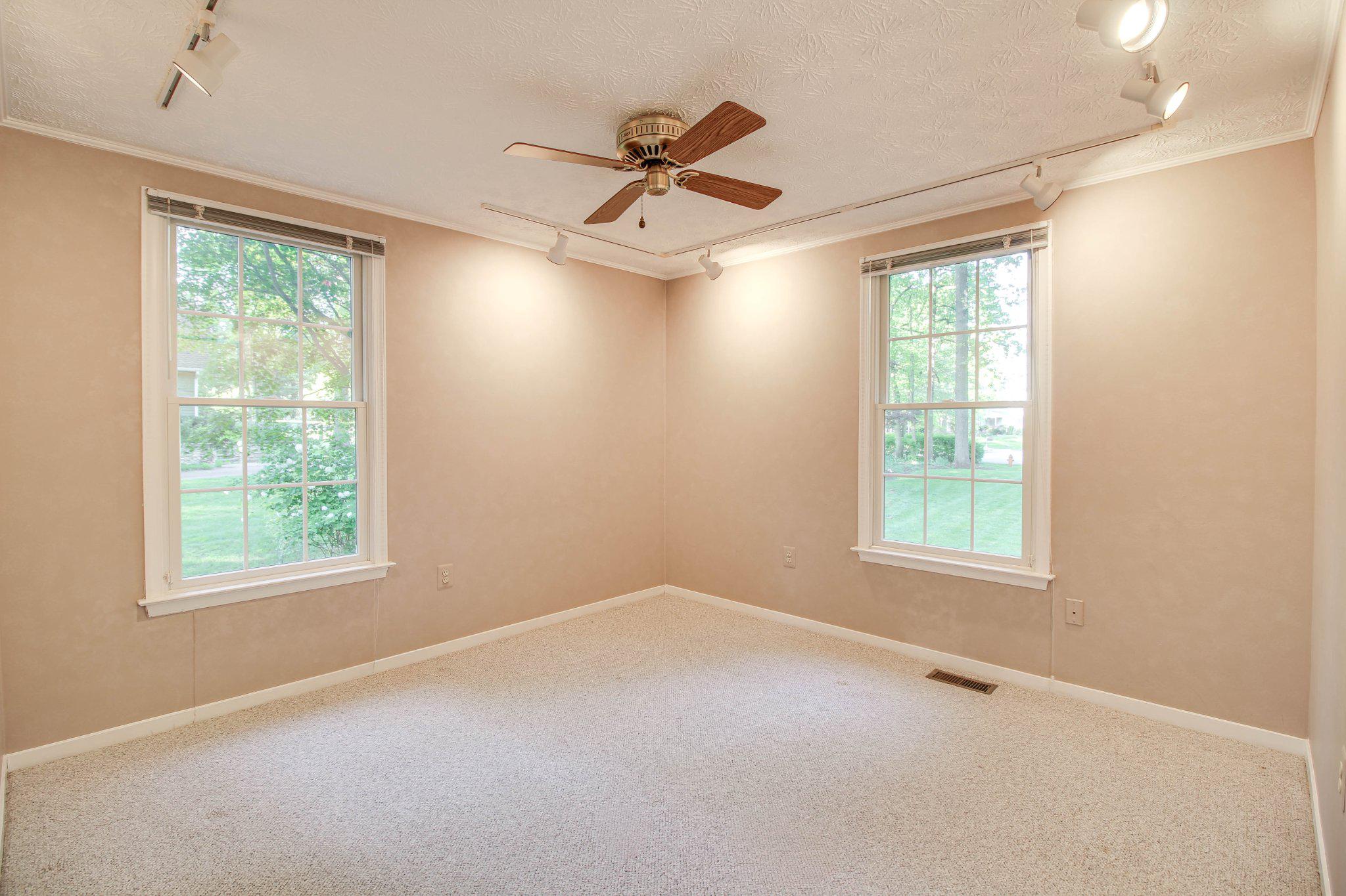 OAK FOREST PARK - Residential