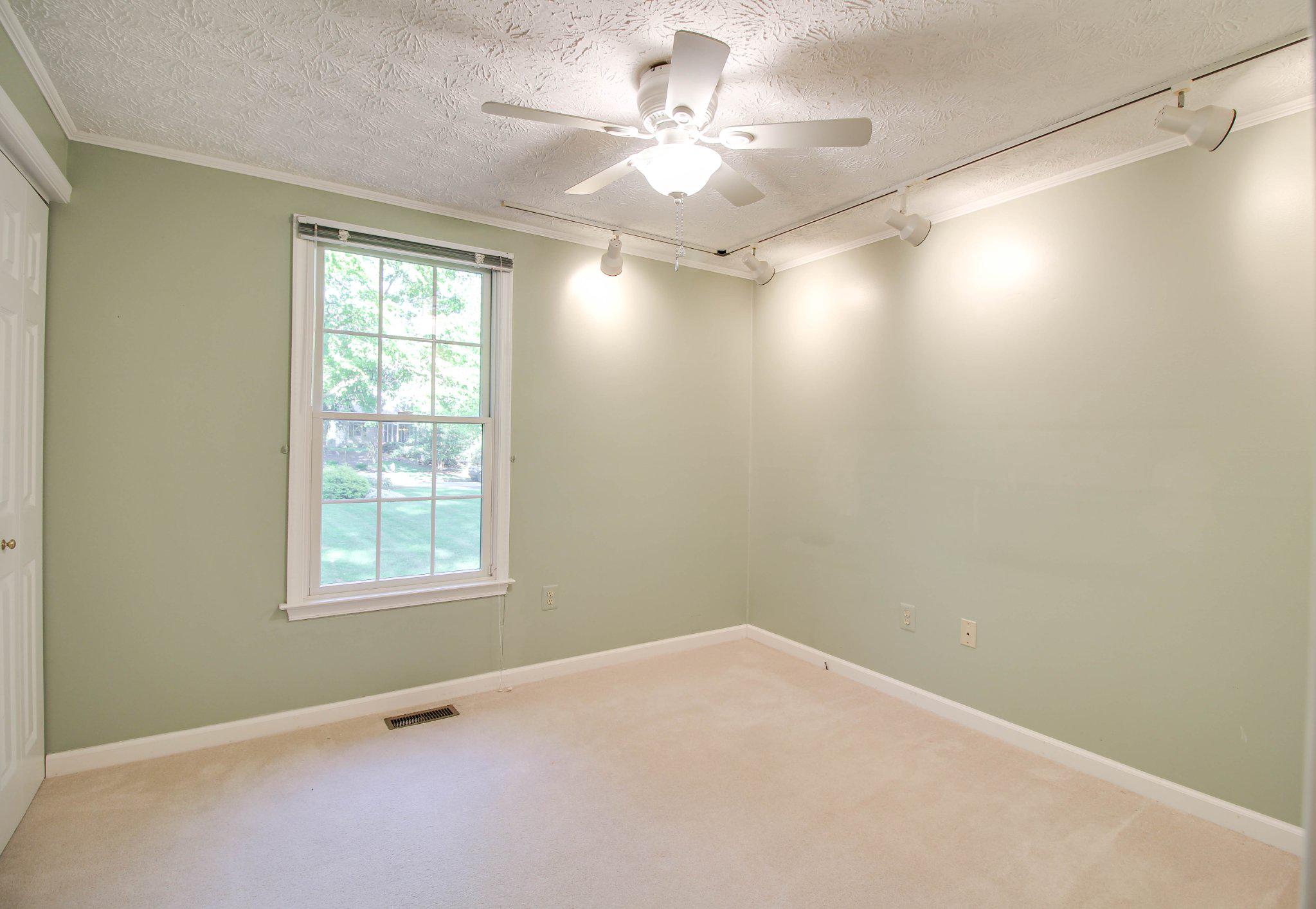 OAK FOREST PARK - Residential